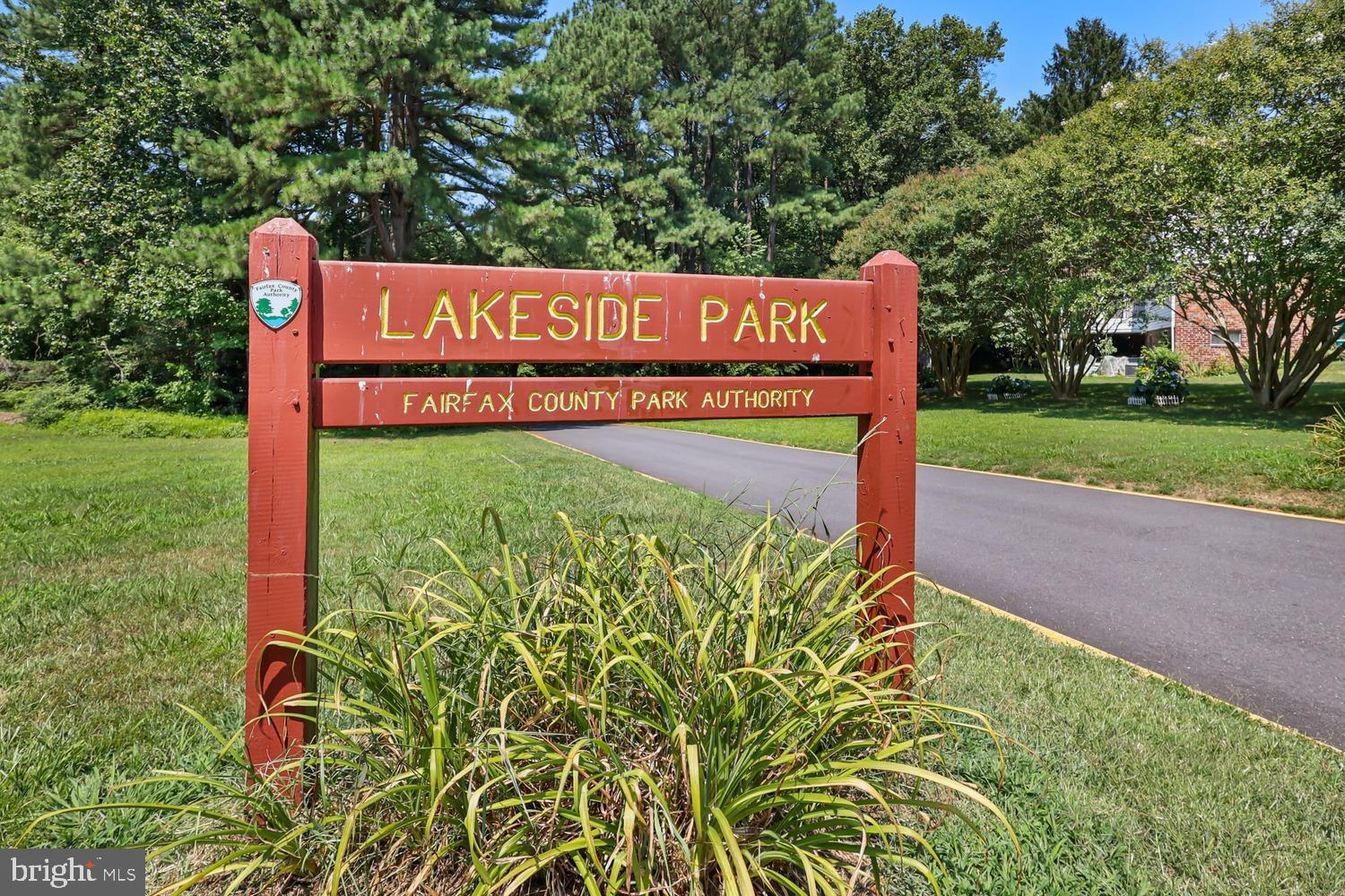 KINGS PARK WEST - Residential