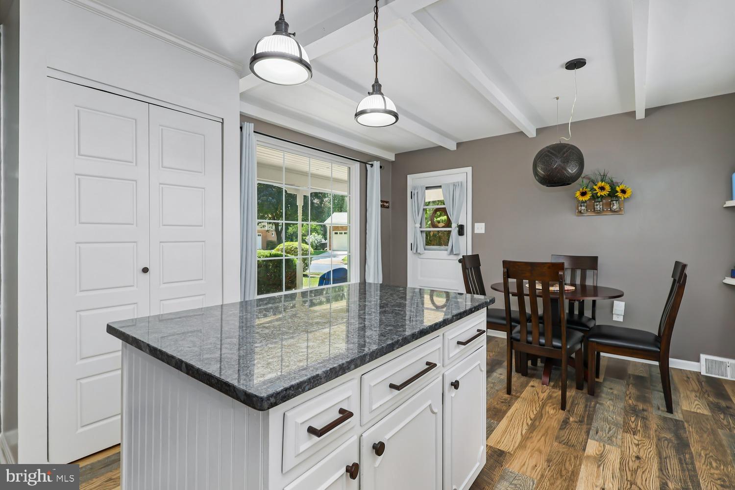 KINGS PARK WEST - Residential