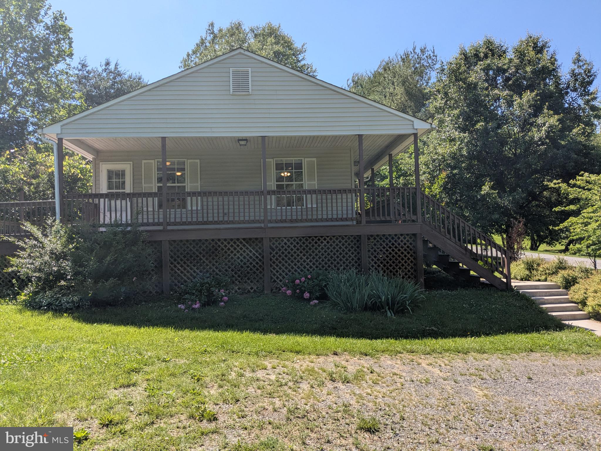 191 DUN GLORY DRIVE