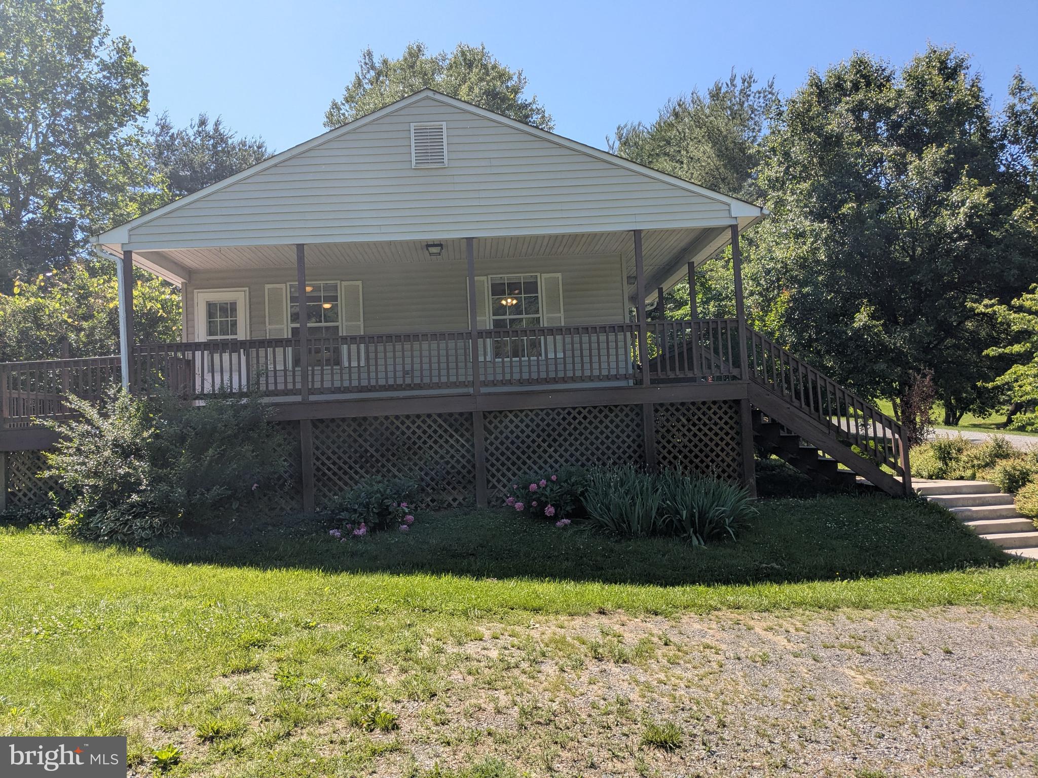 191 DUN GLORY DRIVE