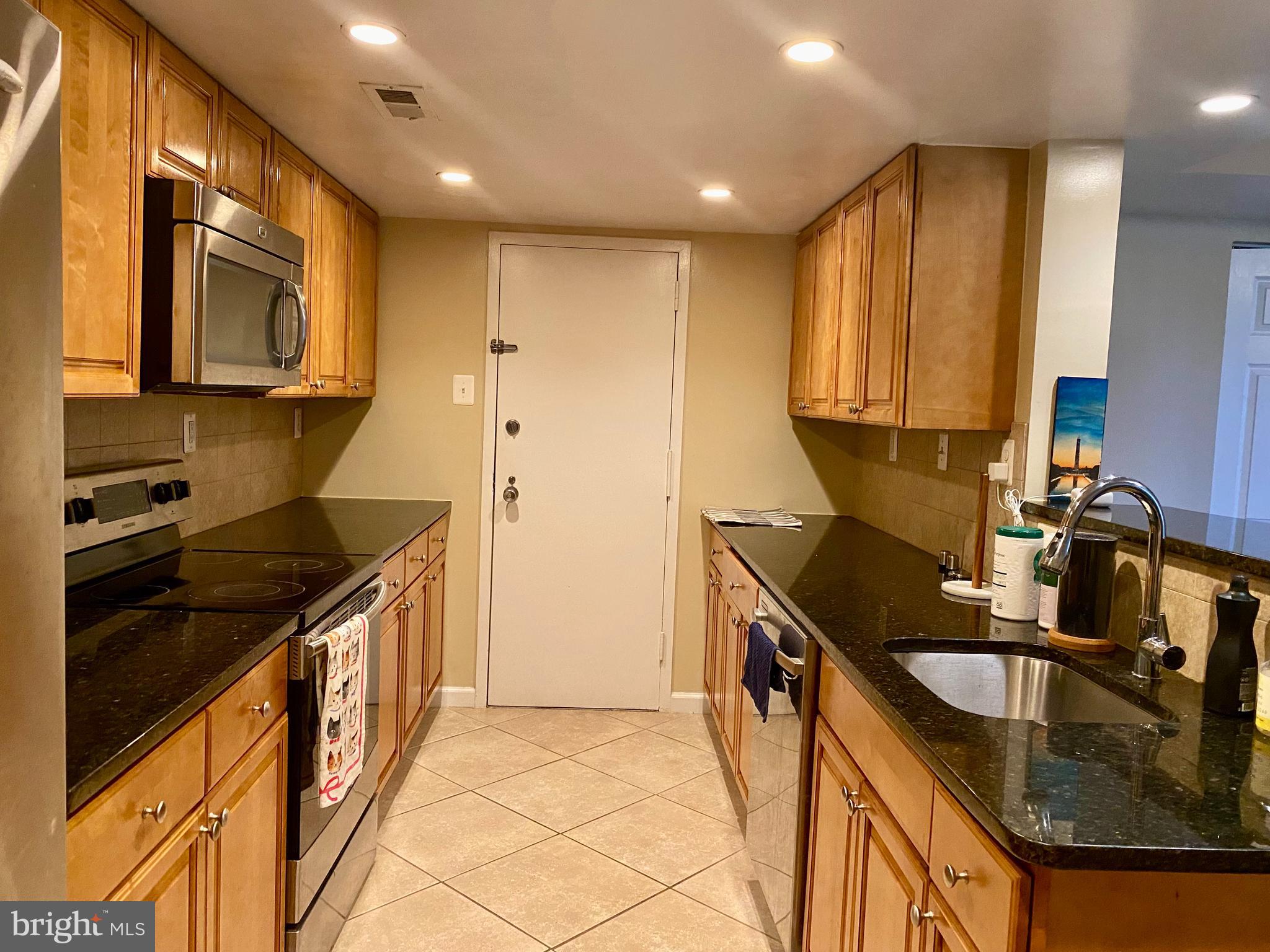 1515 S ARLINGTON RIDGE ROAD PL10