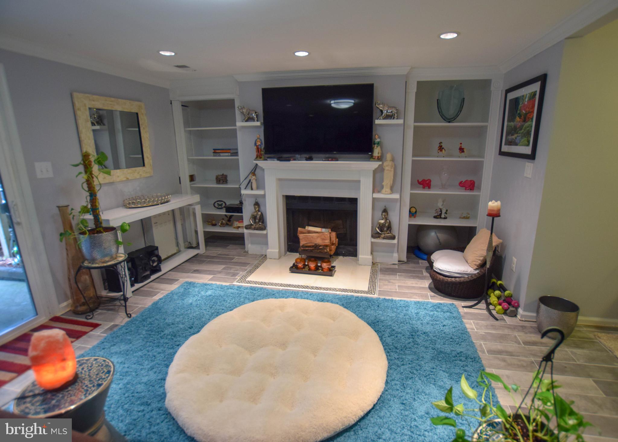 RUNNYMEADE - Residential Lease