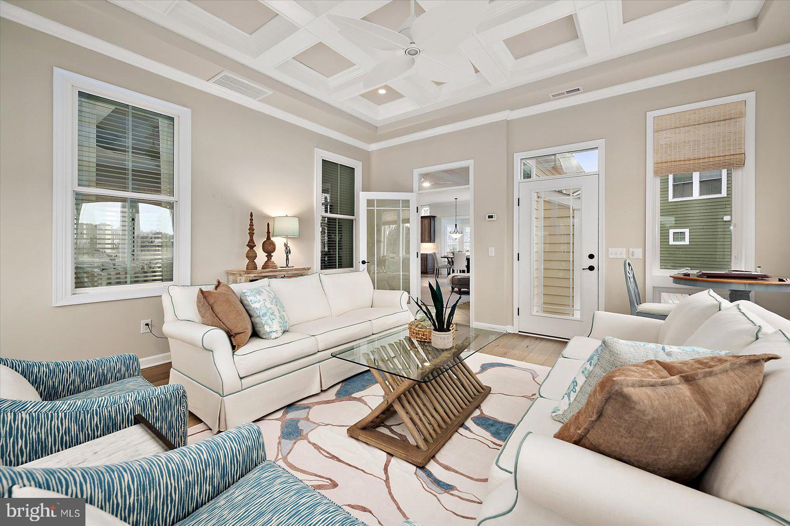 BAYSIDE - Residential