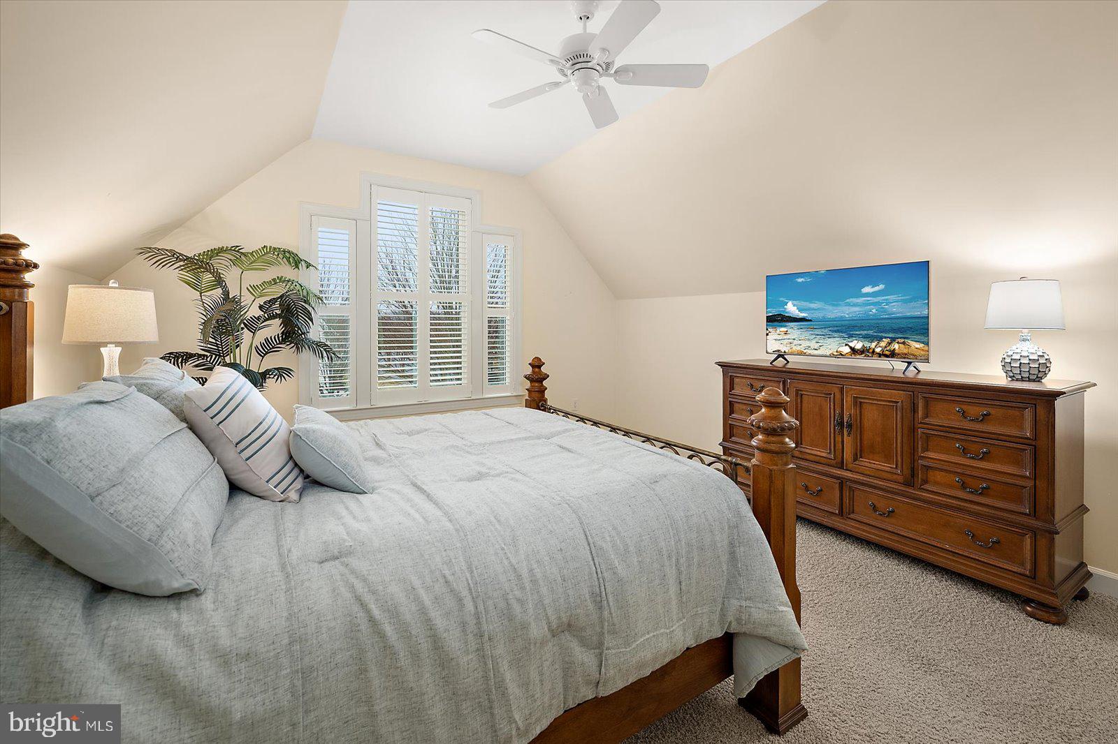 BAYSIDE - Residential