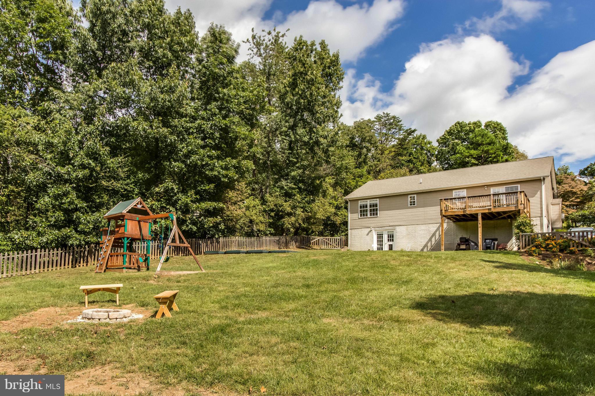 APPLE MT LAKE - Residential