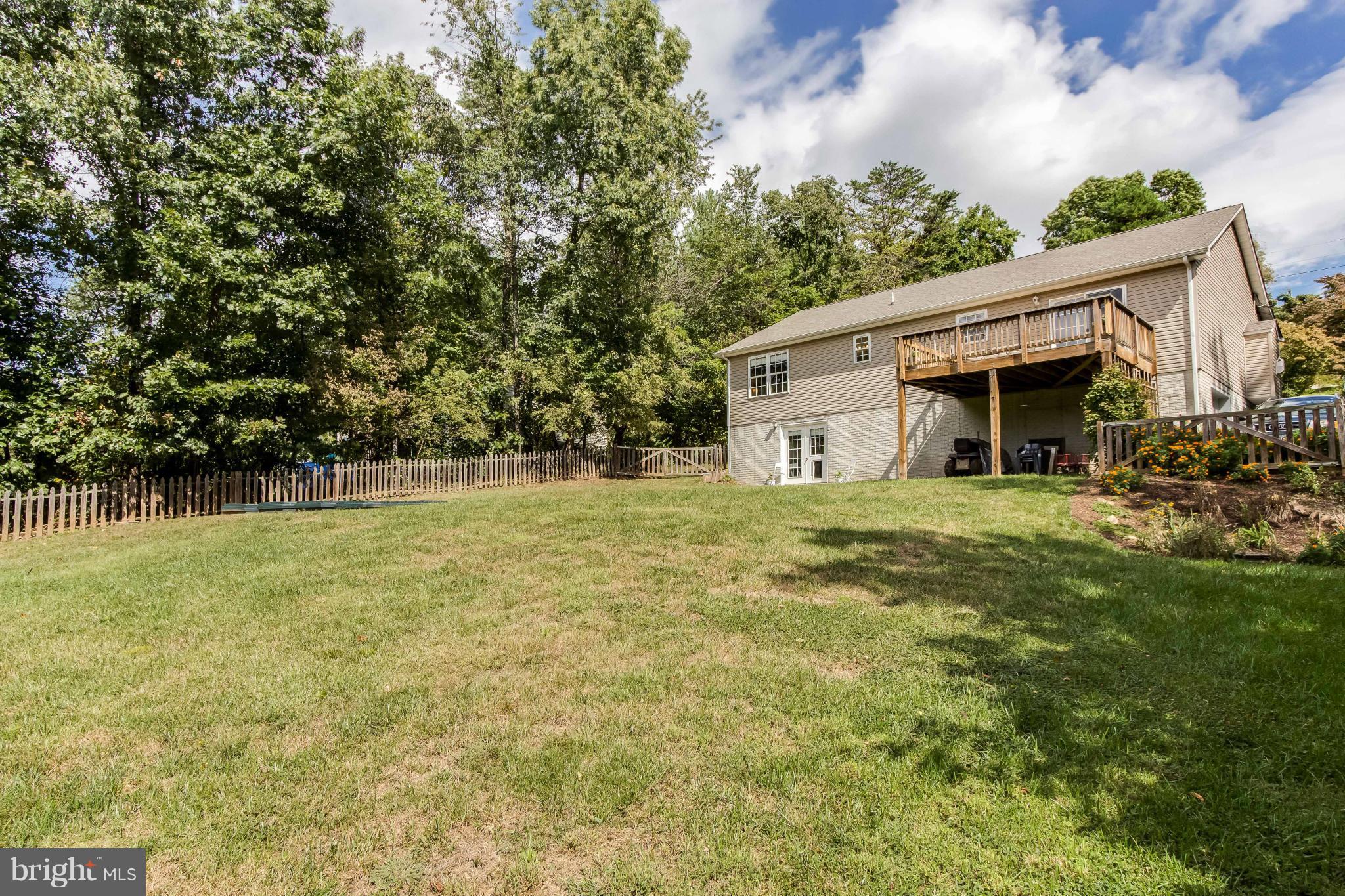 APPLE MT LAKE - Residential