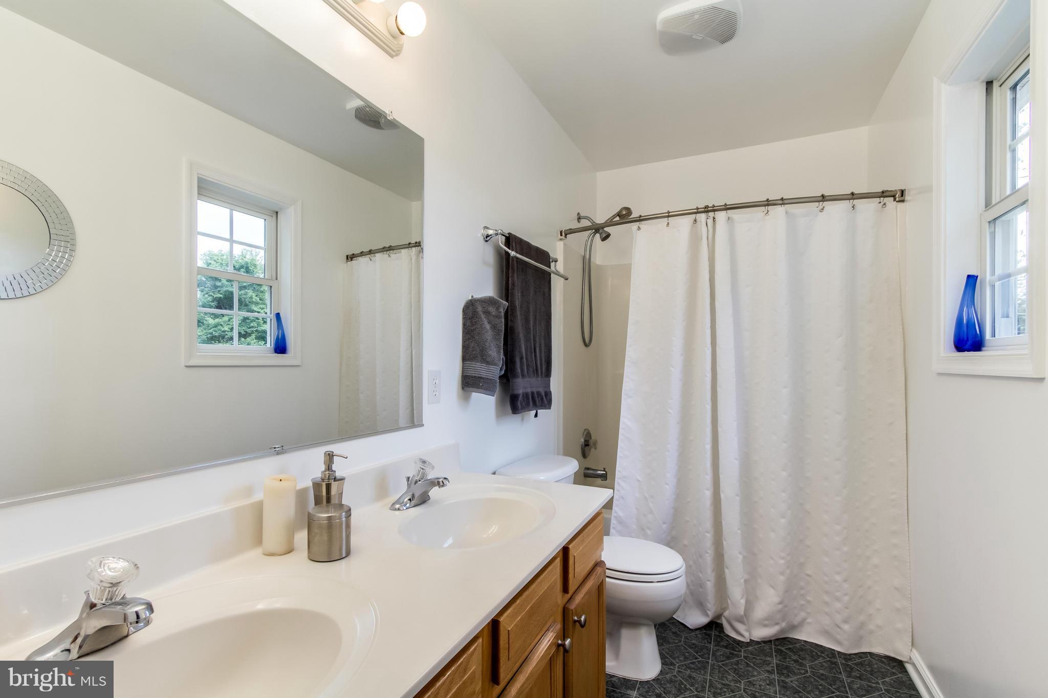 APPLE MT LAKE - Residential