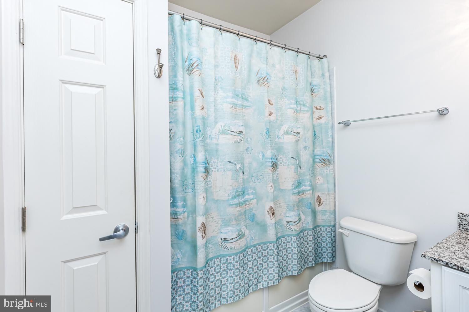 HEARTHSTONE AT VILLAGE CREST CONDOMINIUMS - Residential