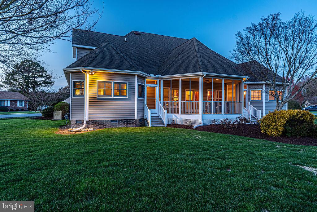 HENRYS GREEN - Residential