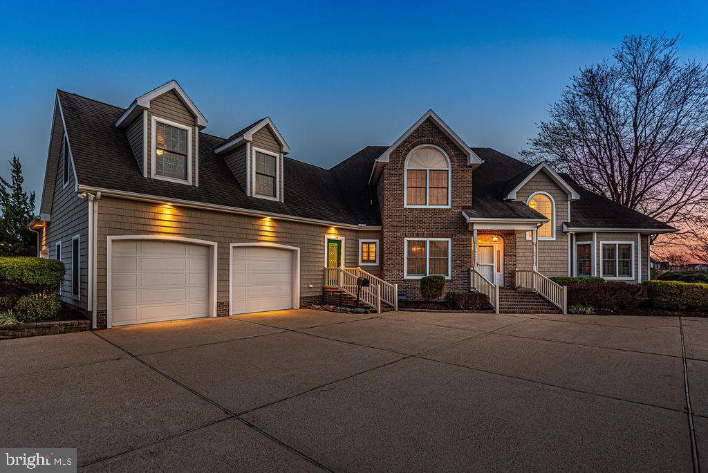 HENRYS GREEN - Residential