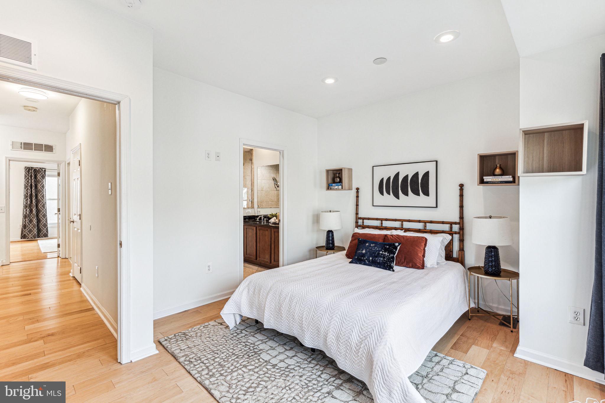 GRADUATE HOSPITAL - Residential