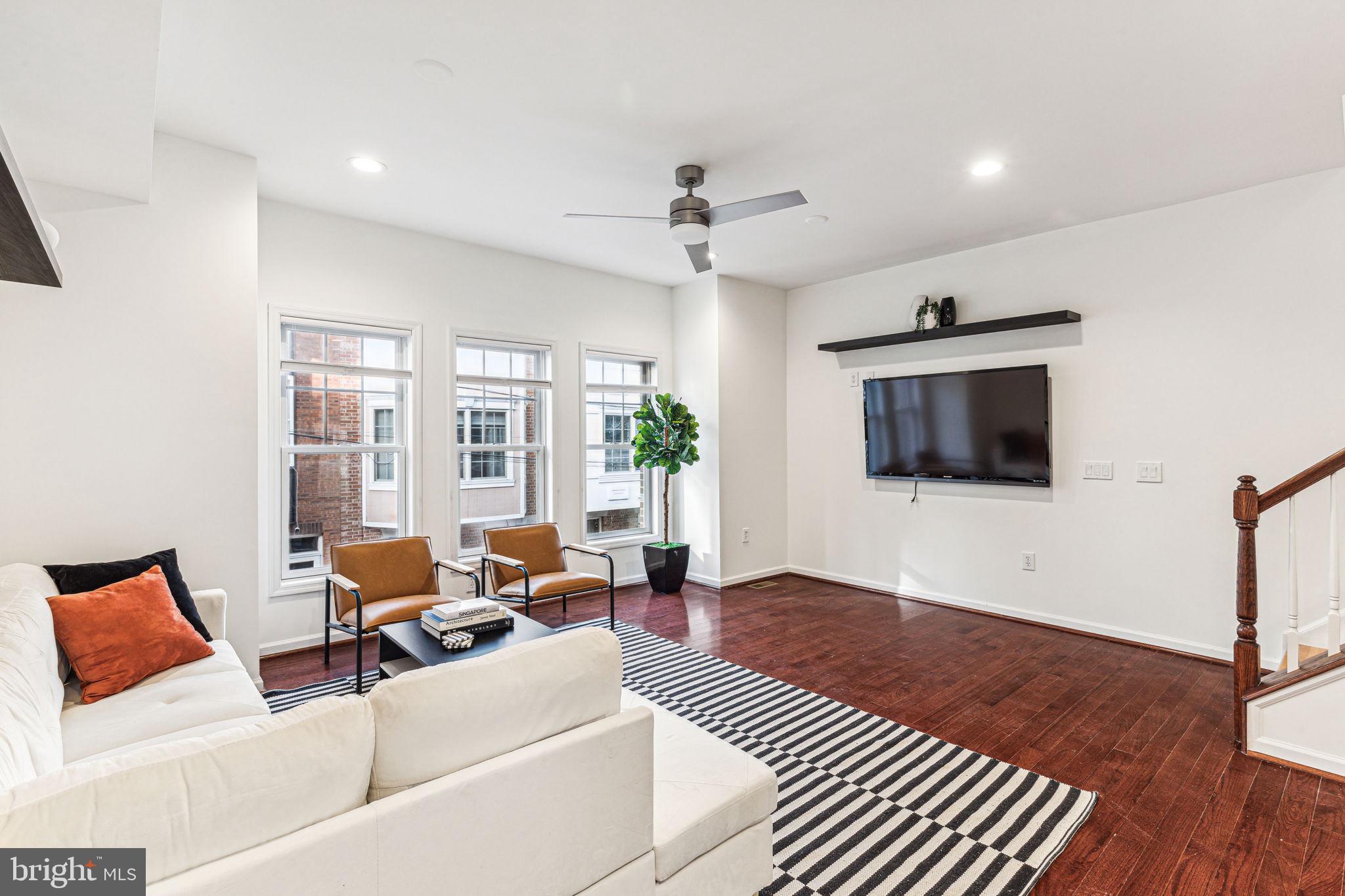 GRADUATE HOSPITAL - Residential