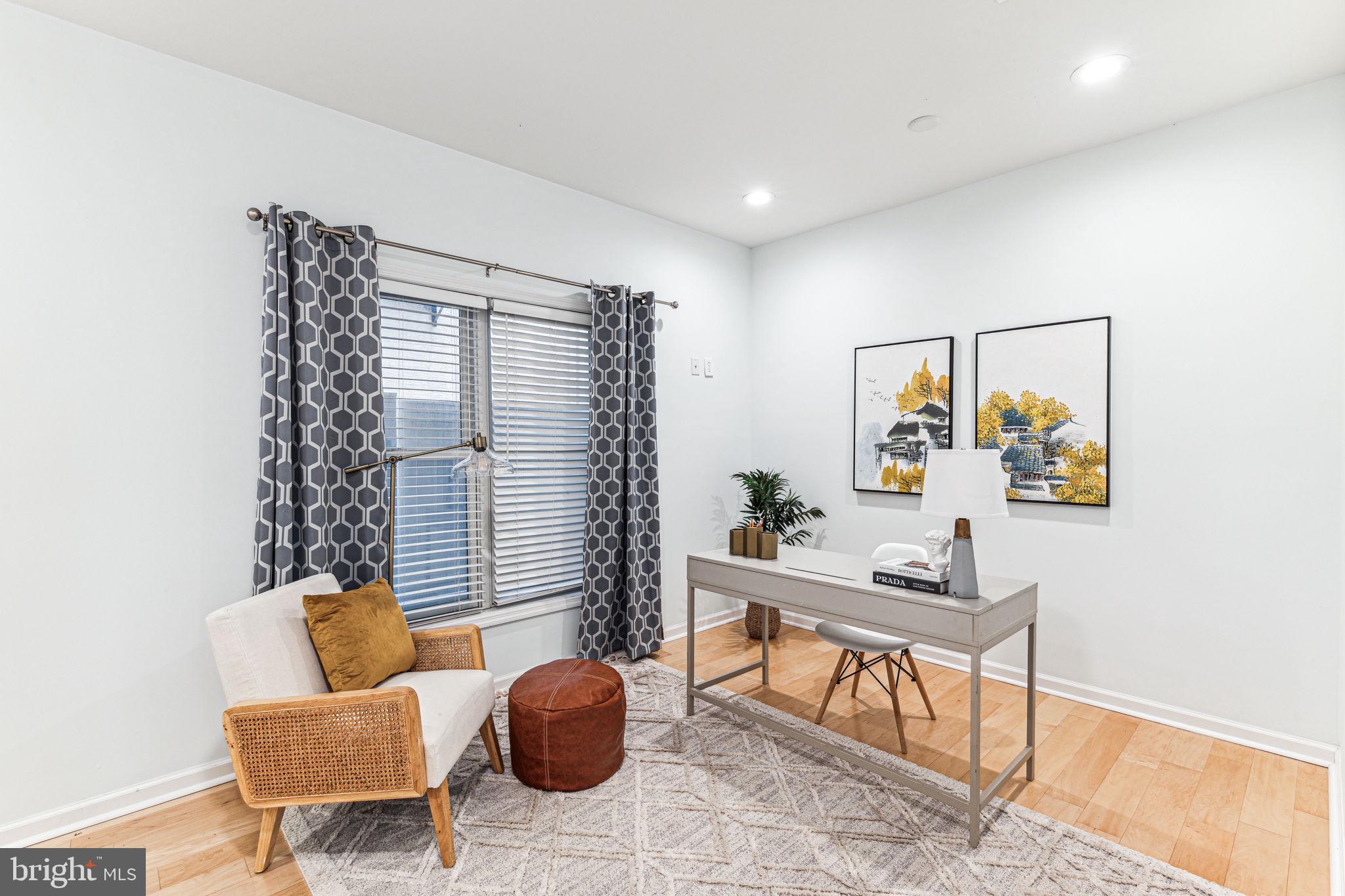 GRADUATE HOSPITAL - Residential