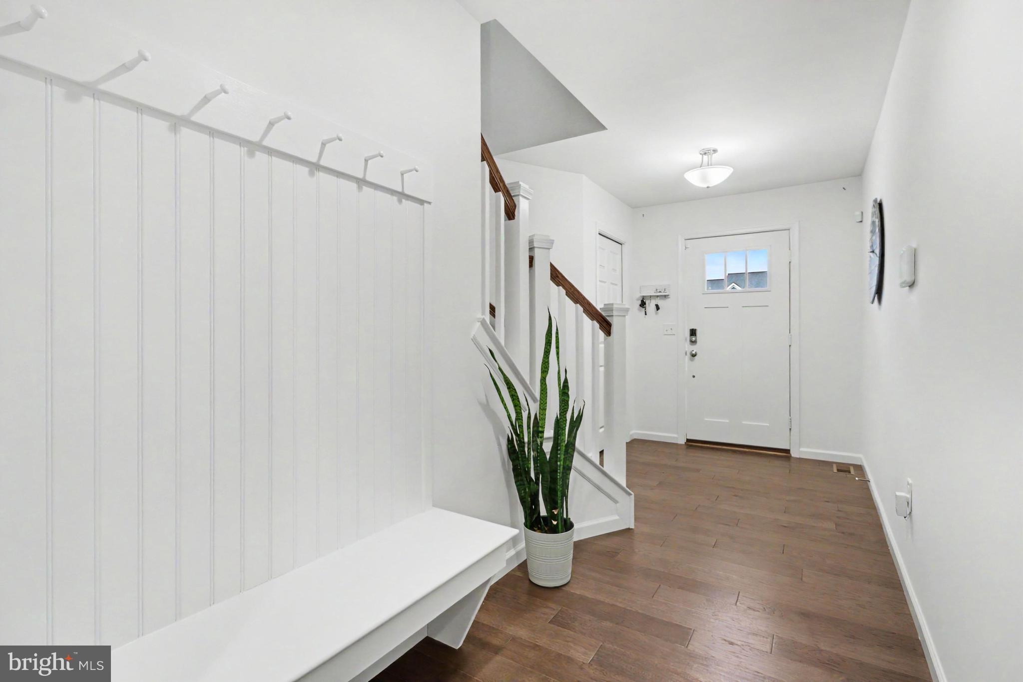 425 MAYAPPLE DR