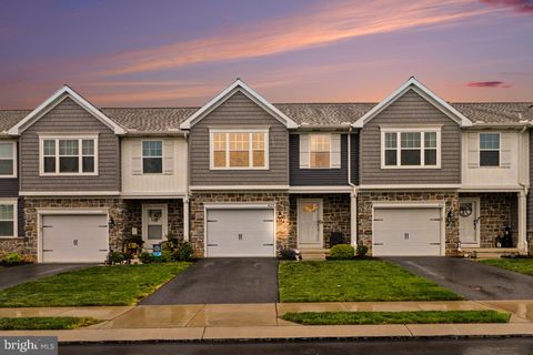 425 MAYAPPLE DR ANNVILLE PA 17003