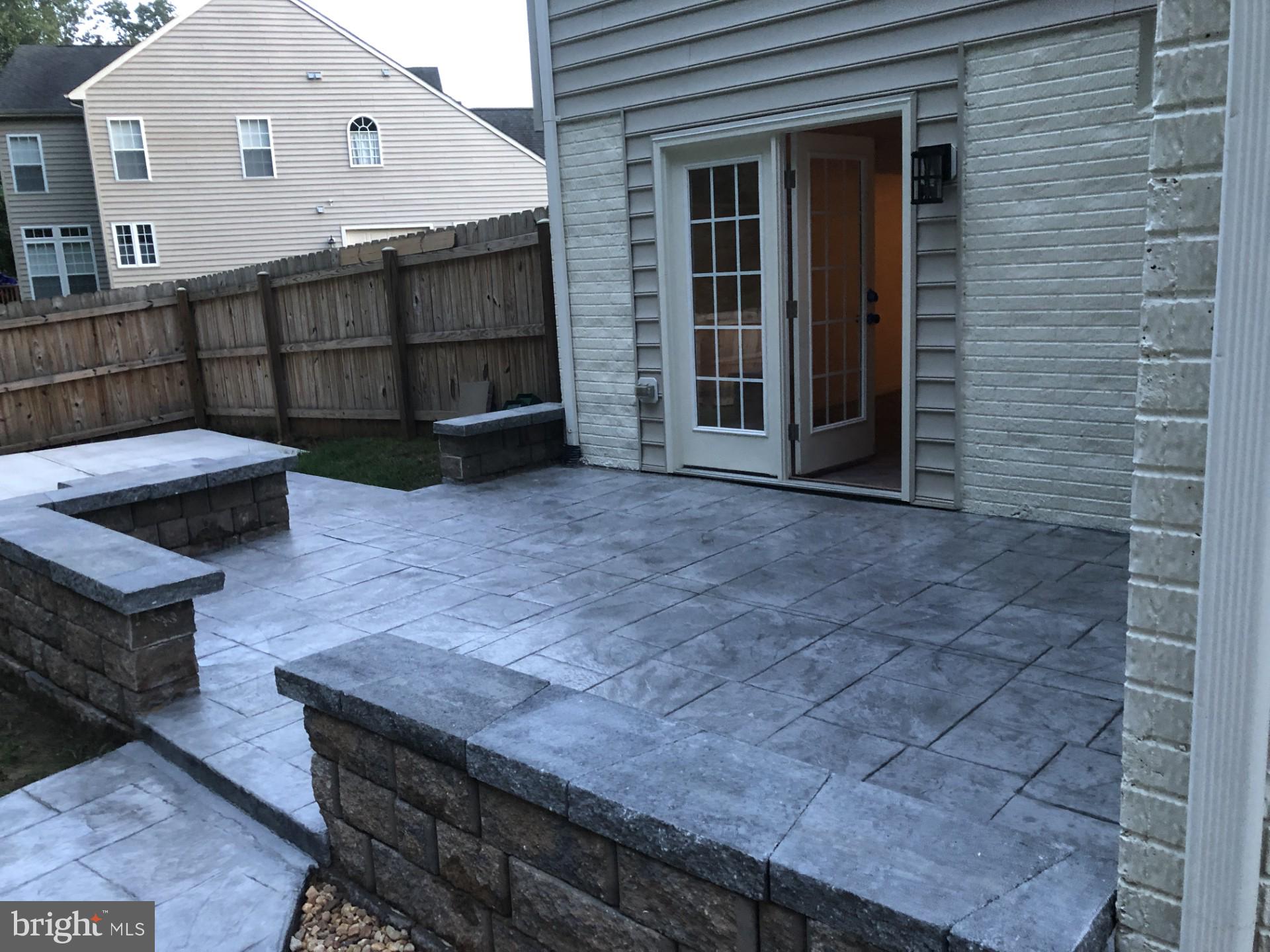 BROAD CREEK ESTATES - Residential Lease