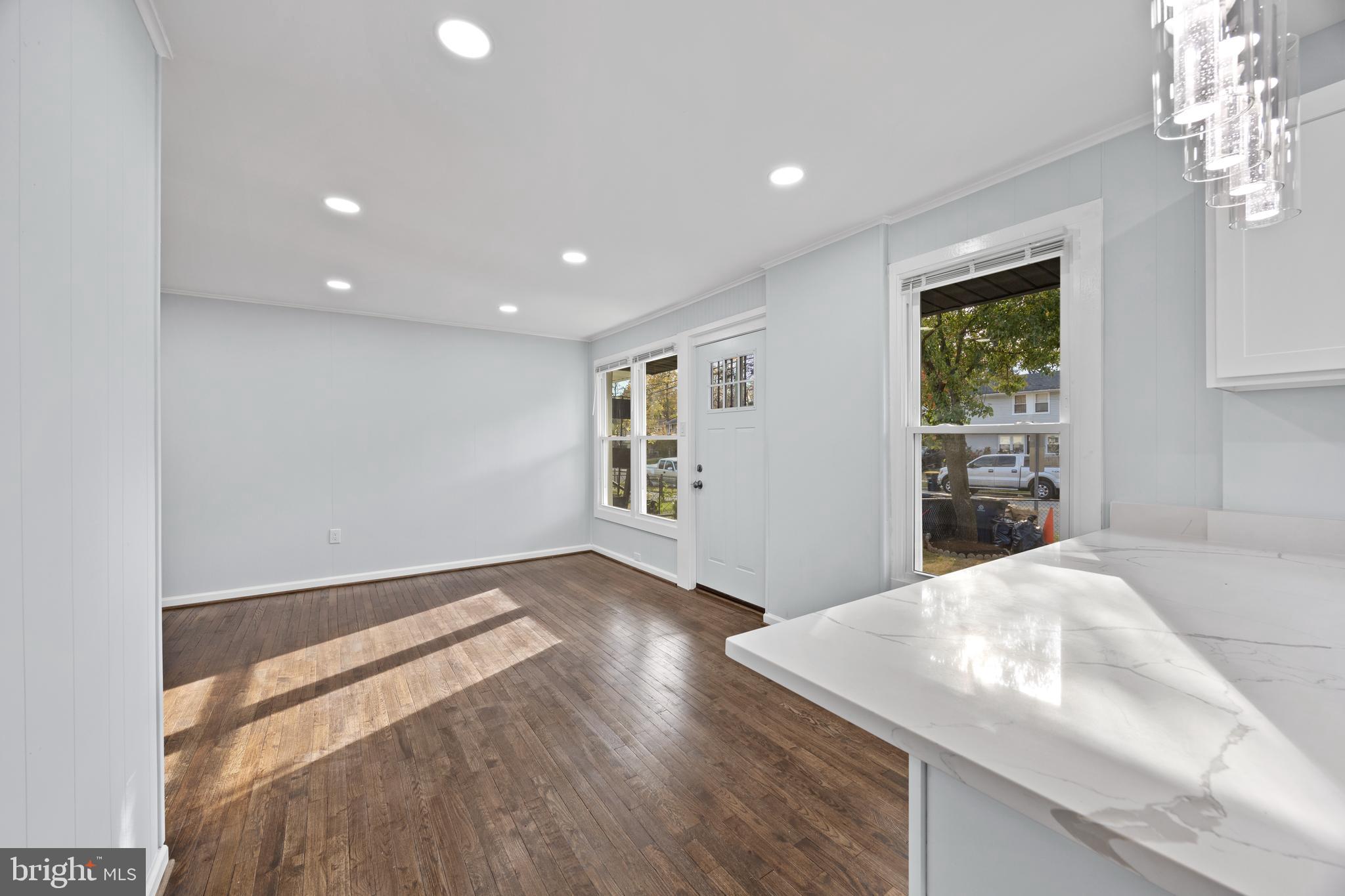 PALMER PARK - Residential