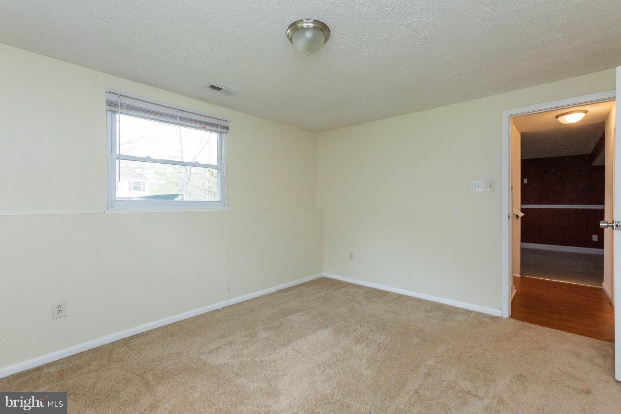 VILLAGE OF OWEN BROWN - Residential Lease