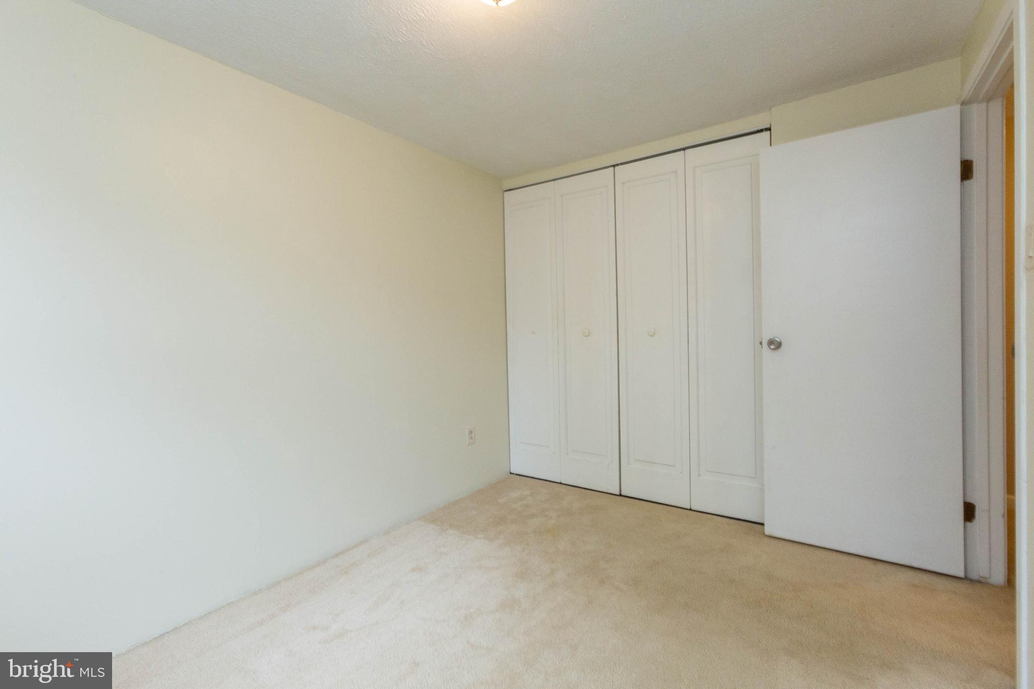 VILLAGE OF OWEN BROWN - Residential Lease