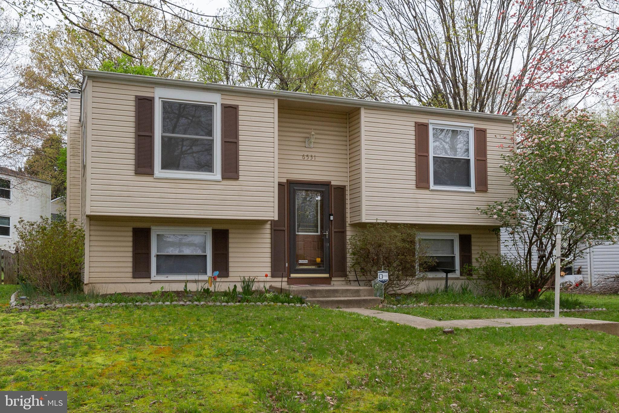 VILLAGE OF OWEN BROWN - Residential Lease