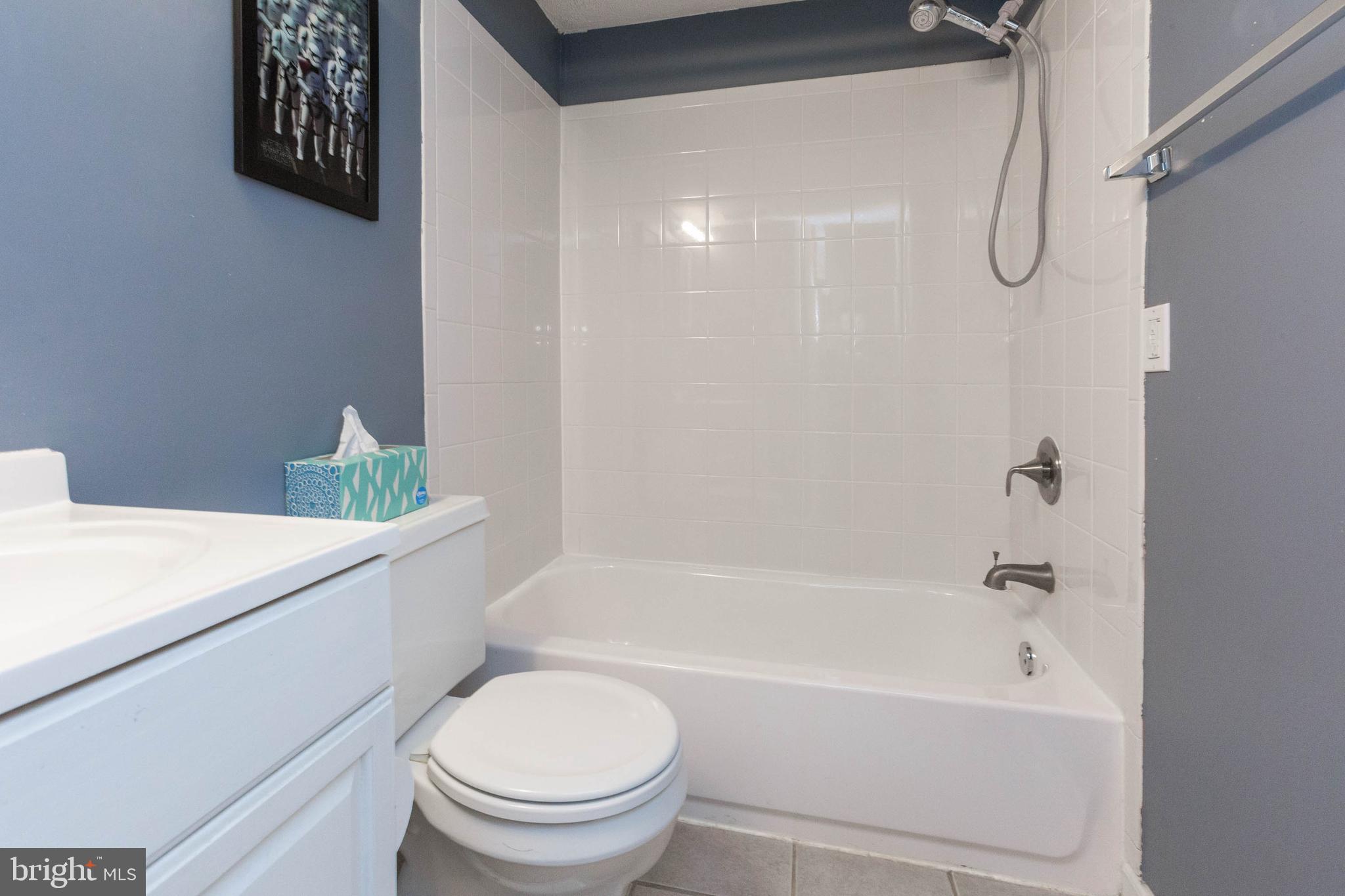 VILLAGE OF OWEN BROWN - Residential Lease