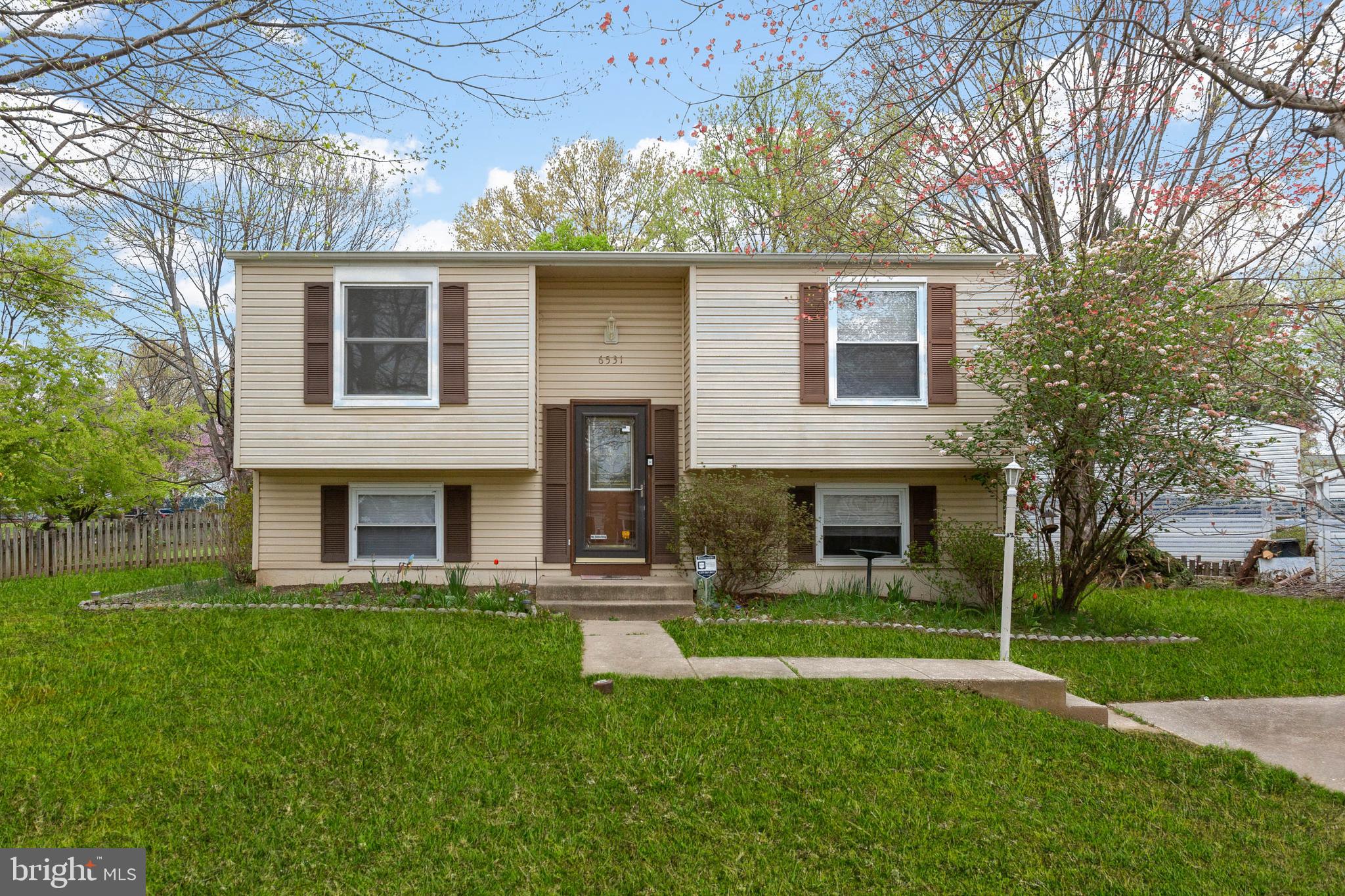 VILLAGE OF OWEN BROWN - Residential Lease