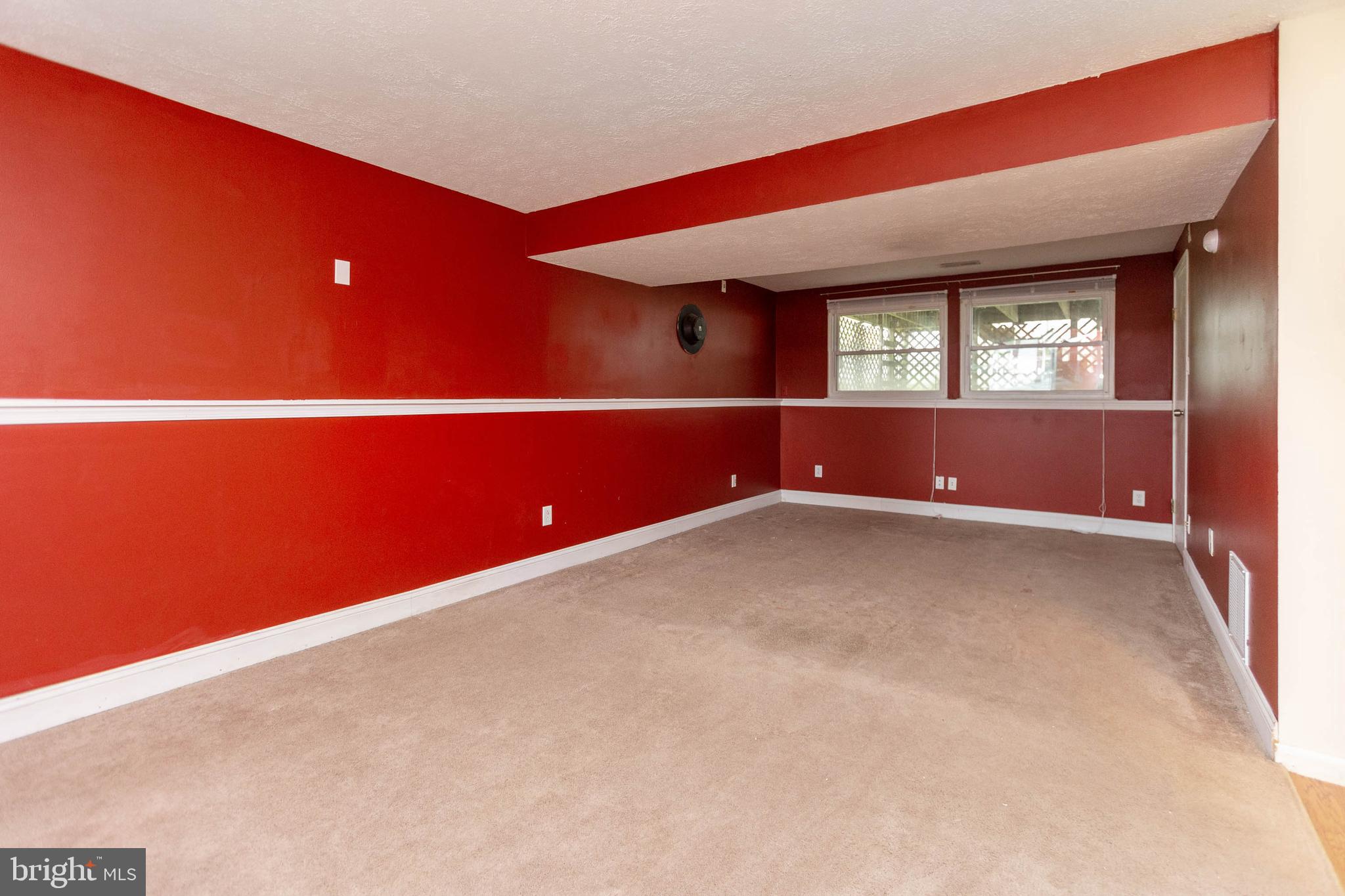 VILLAGE OF OWEN BROWN - Residential Lease