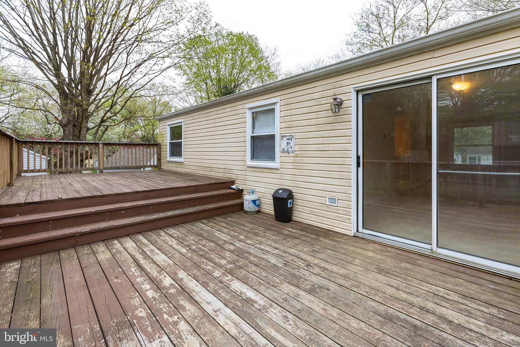 VILLAGE OF OWEN BROWN - Residential Lease