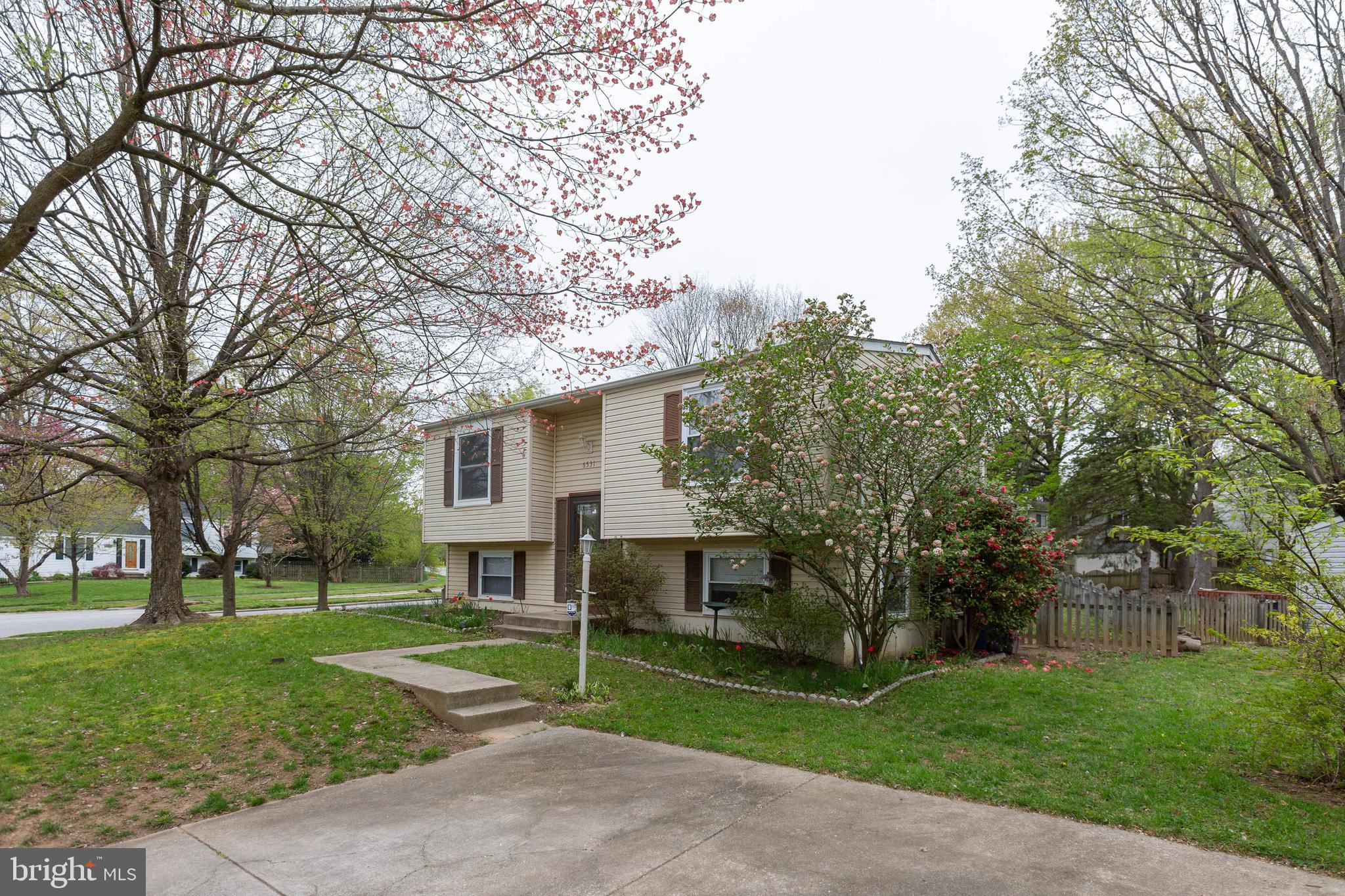 VILLAGE OF OWEN BROWN - Residential Lease