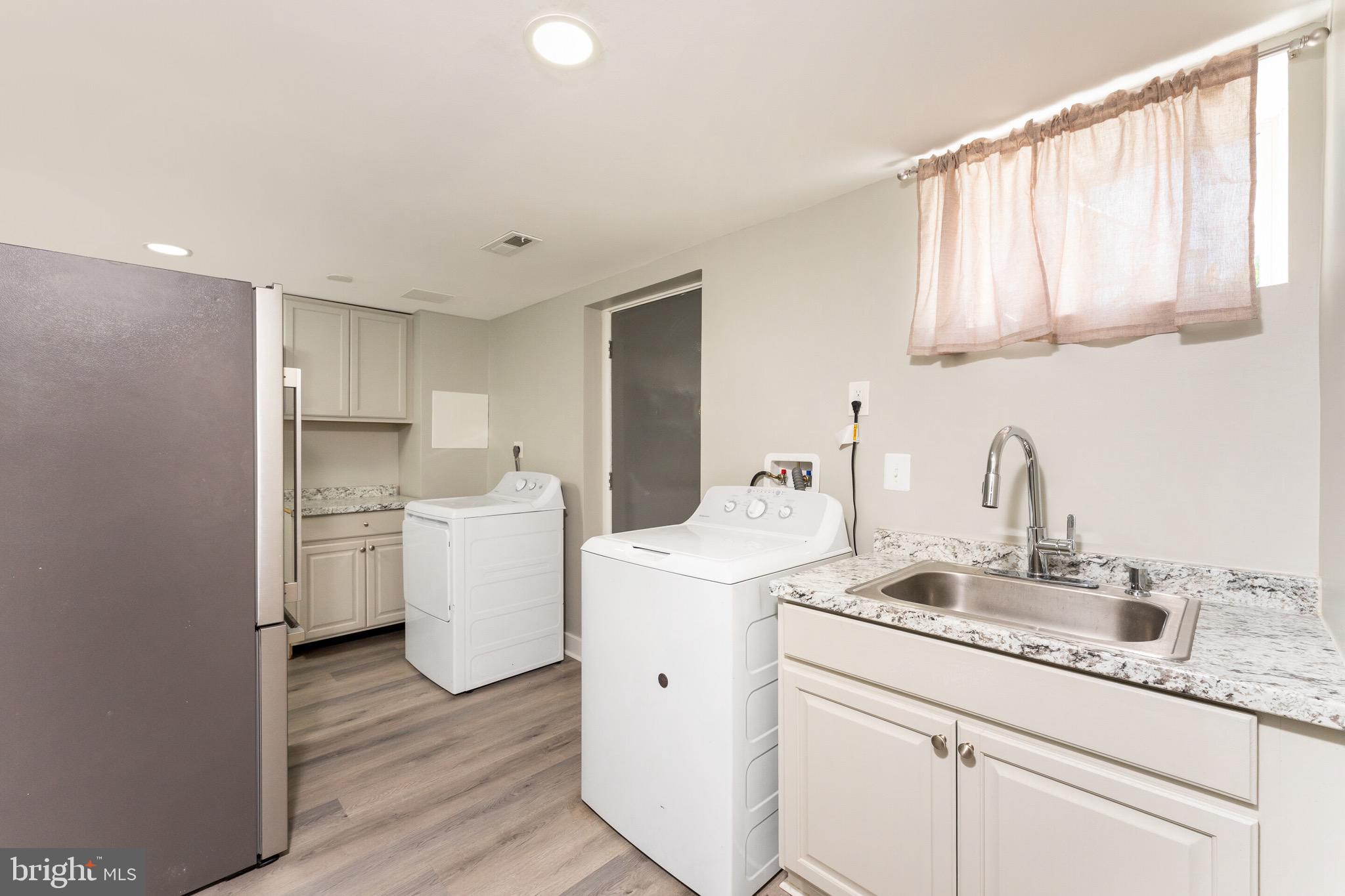 CEDAR VALLEY - Residential