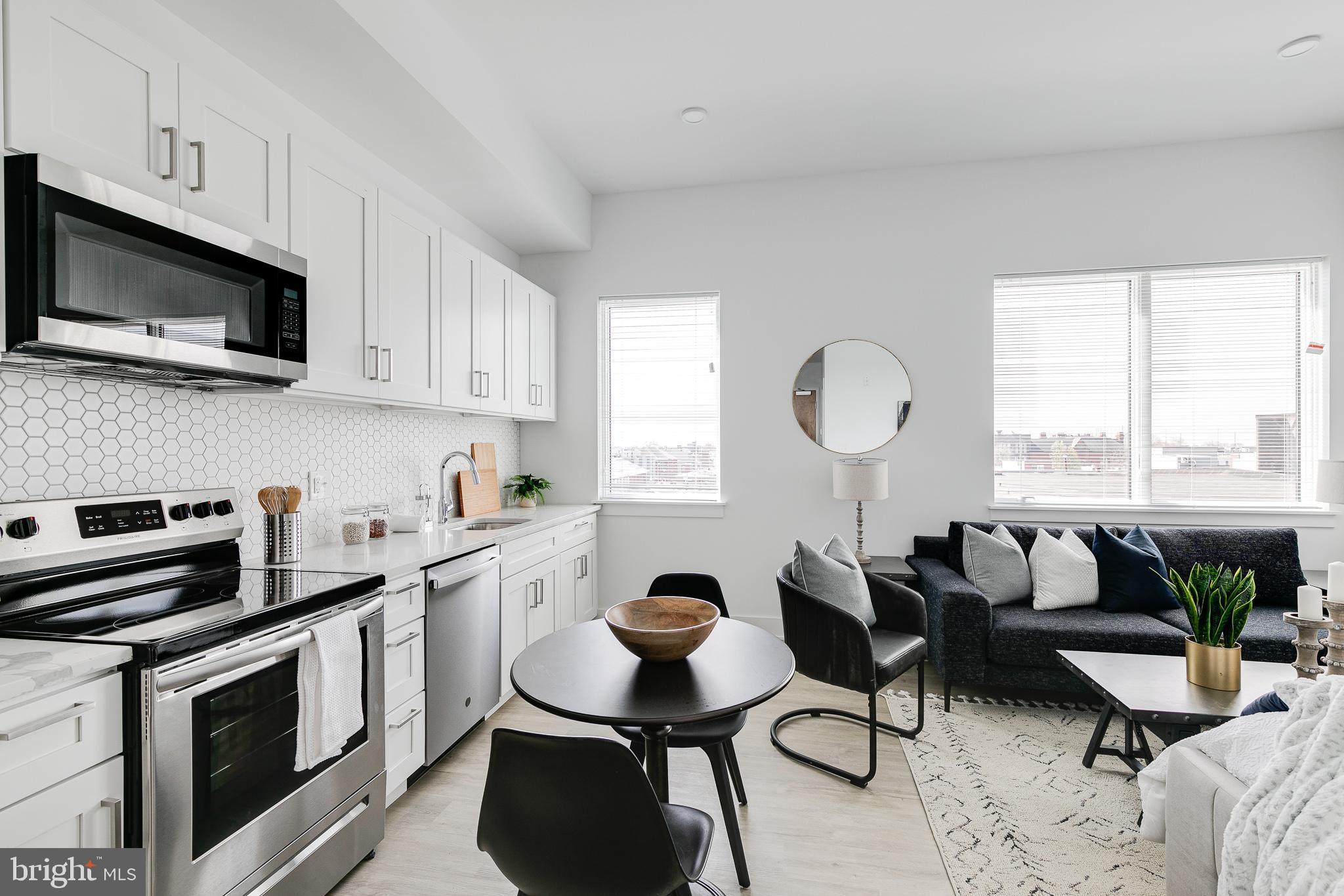 GRADUATE HOSPITAL - Residential Lease