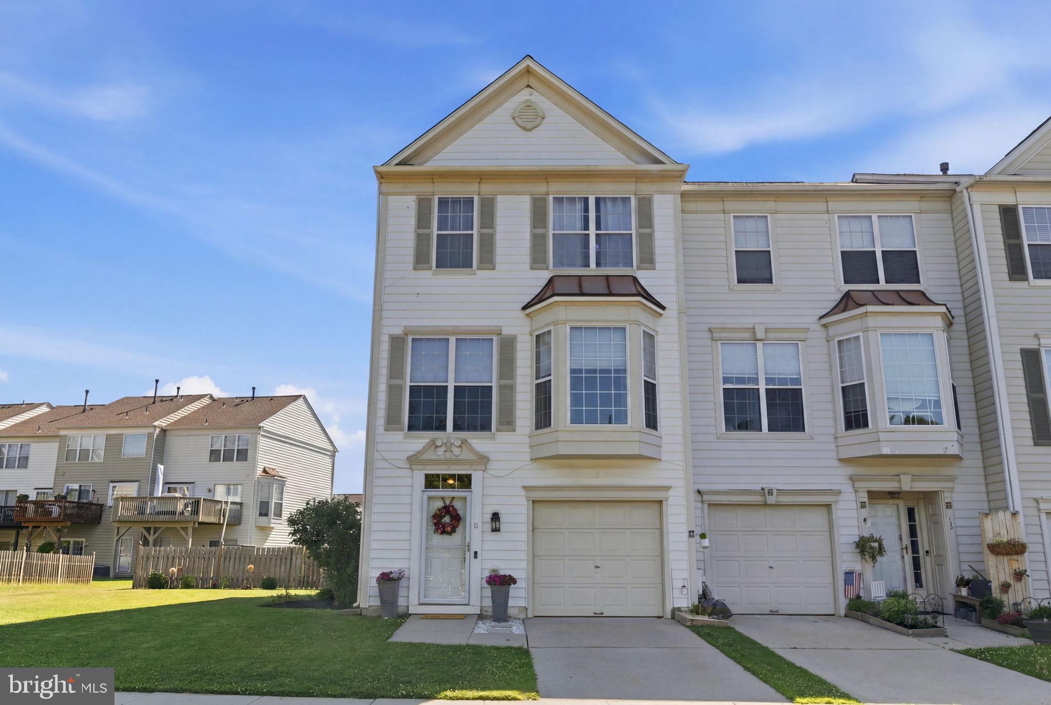 11 WINTERBERRY PLACE