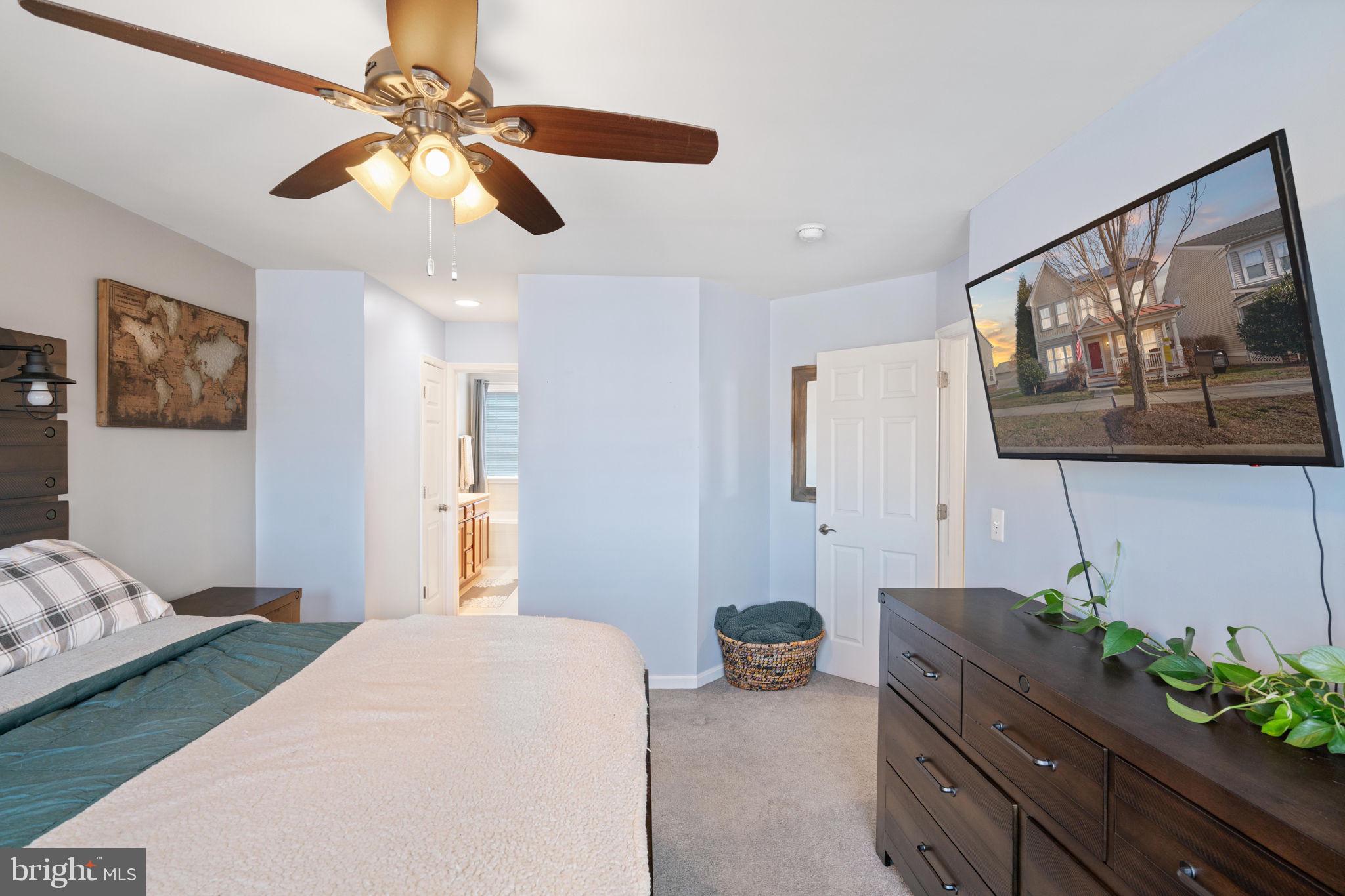 LADYSMITH VILLAGE - Residential