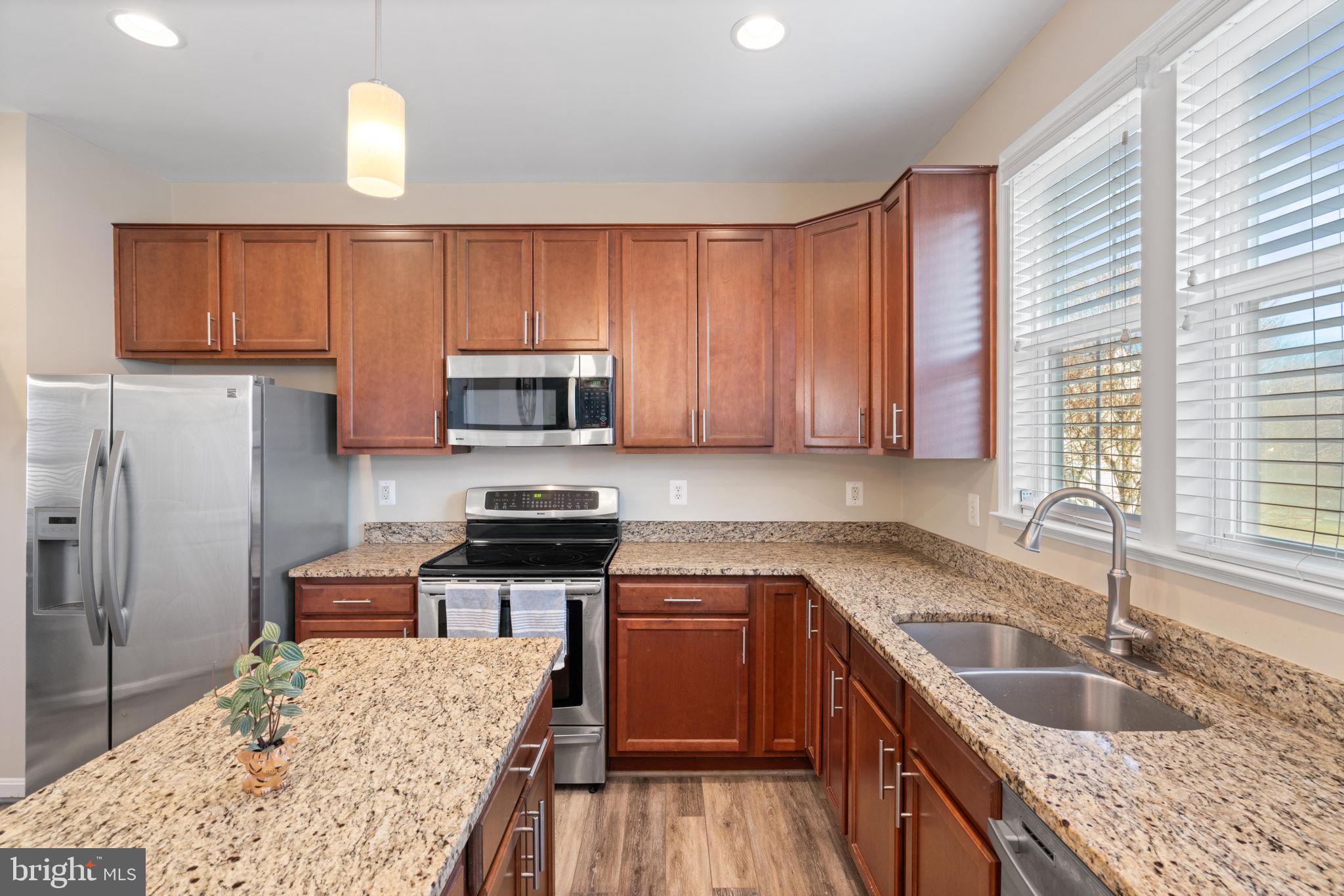 LADYSMITH VILLAGE - Residential