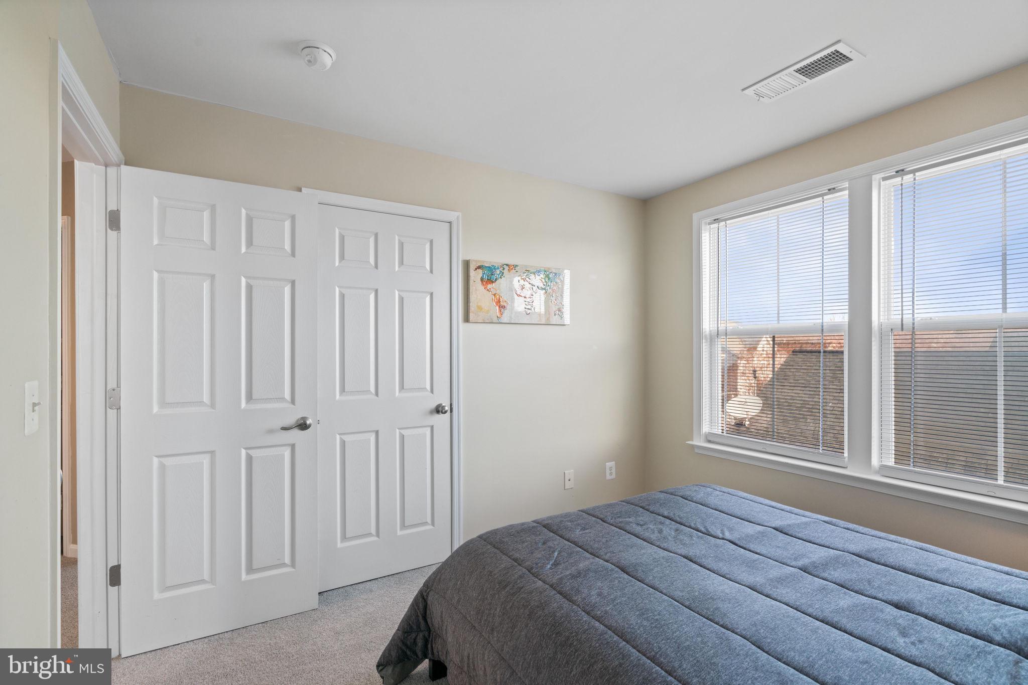 LADYSMITH VILLAGE - Residential