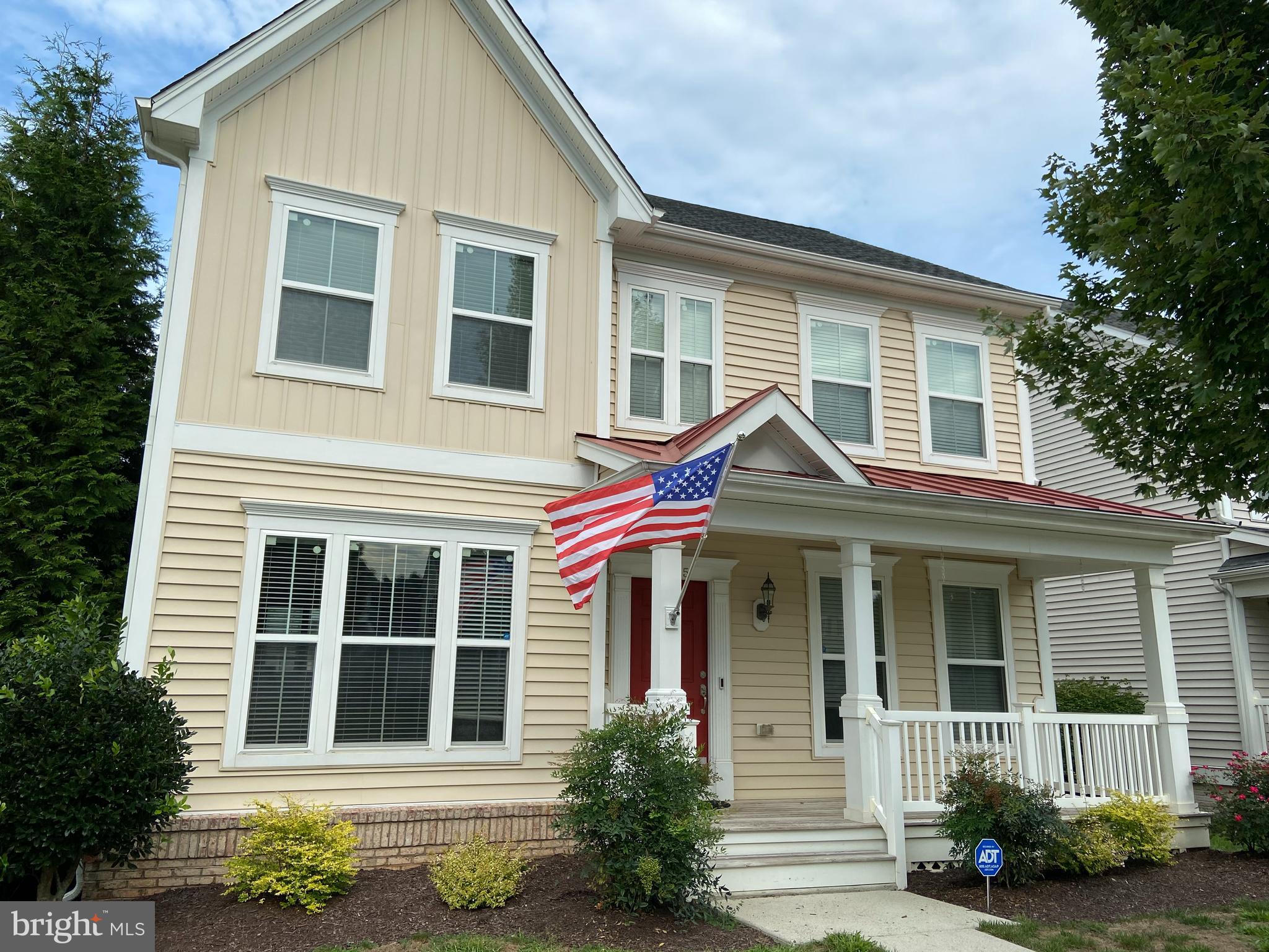 LADYSMITH VILLAGE - Residential