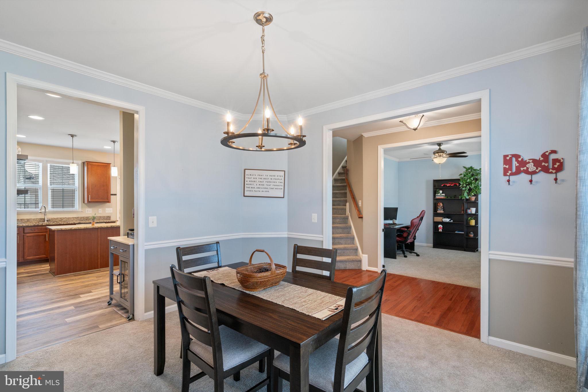 LADYSMITH VILLAGE - Residential