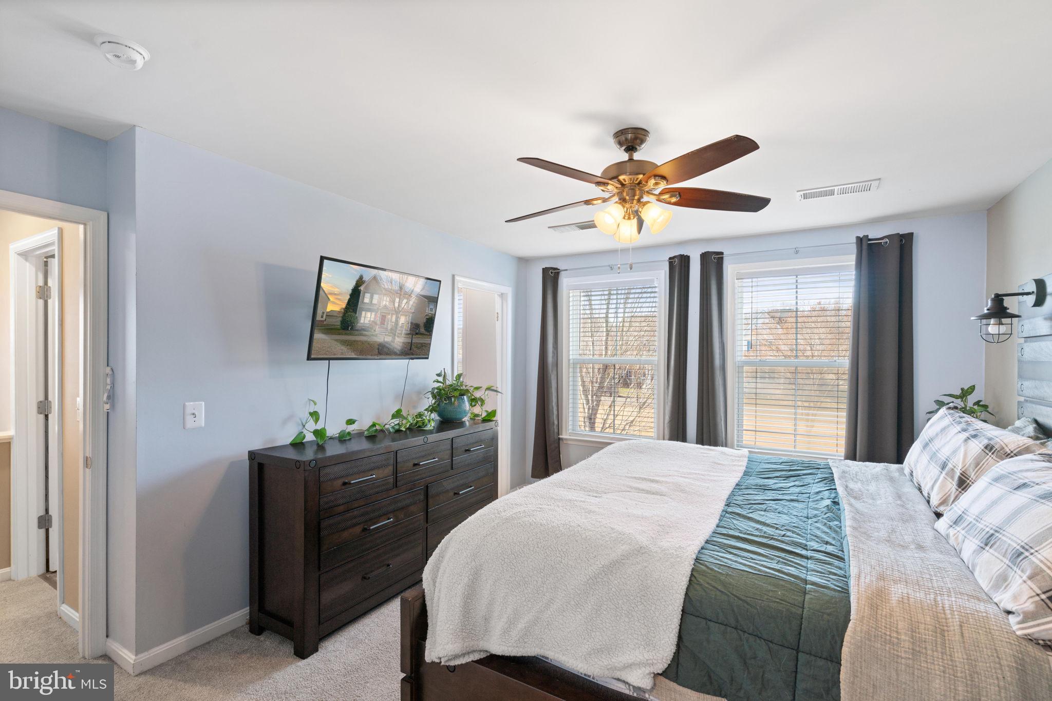 LADYSMITH VILLAGE - Residential