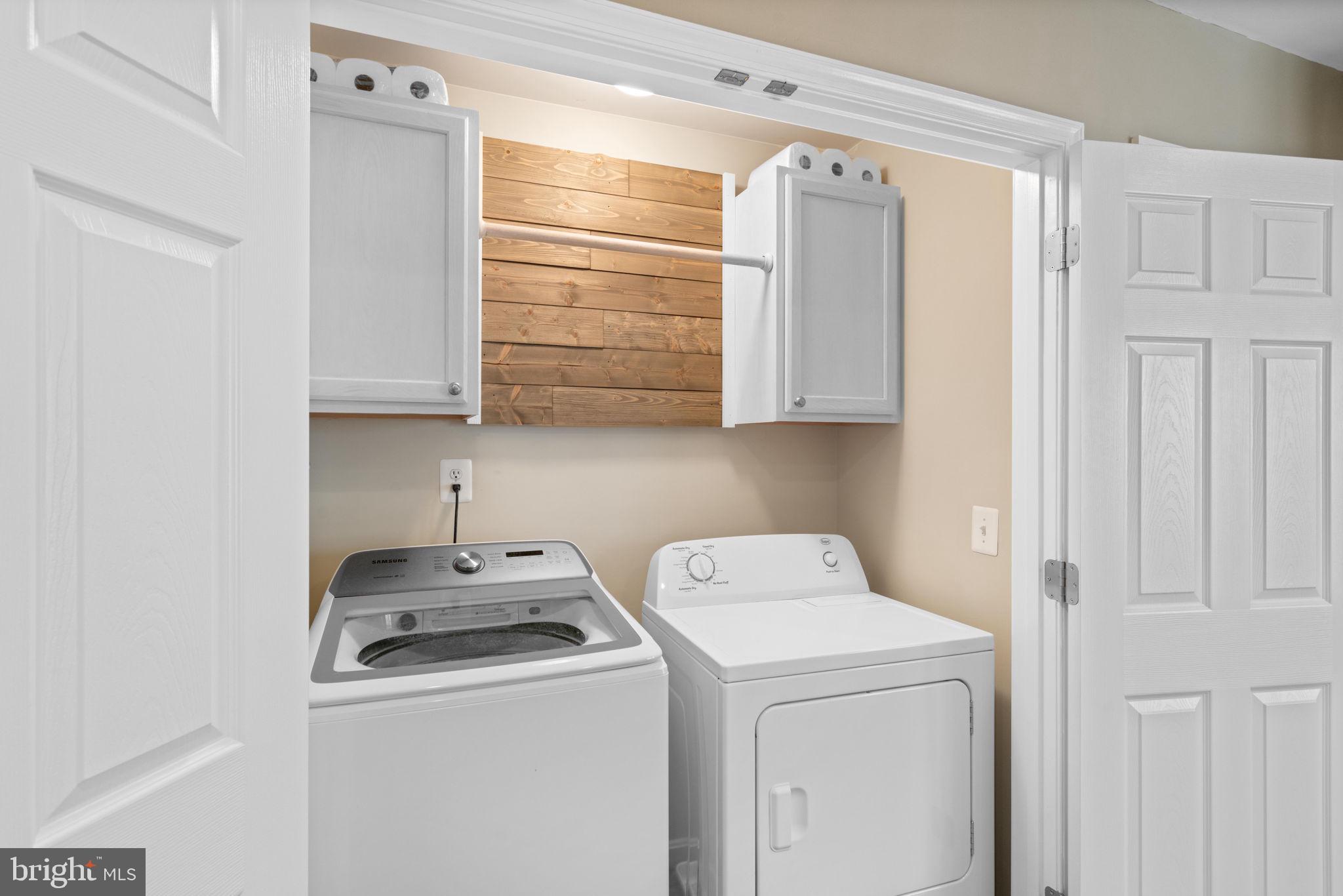 LADYSMITH VILLAGE - Residential