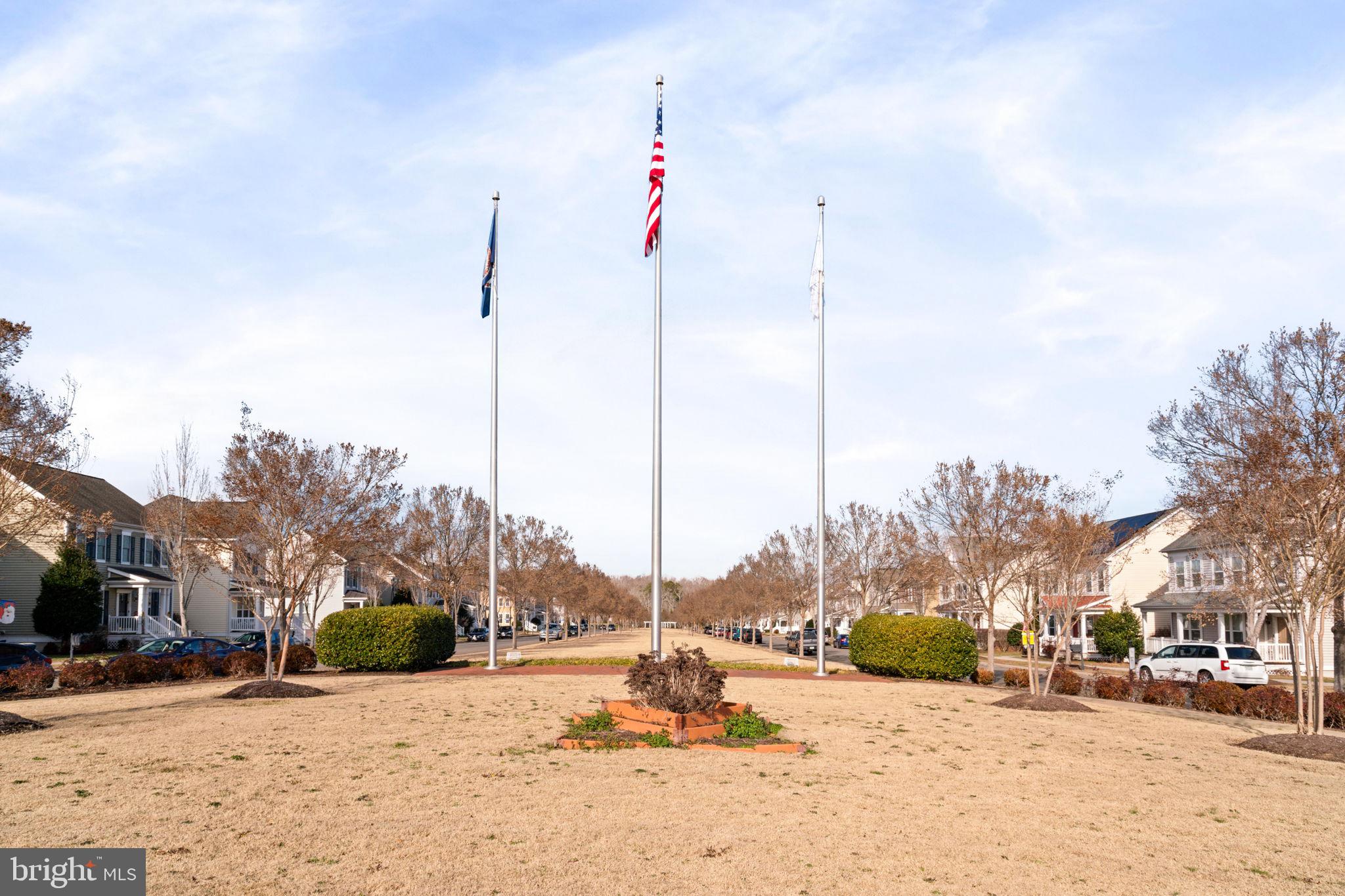 LADYSMITH VILLAGE - Residential