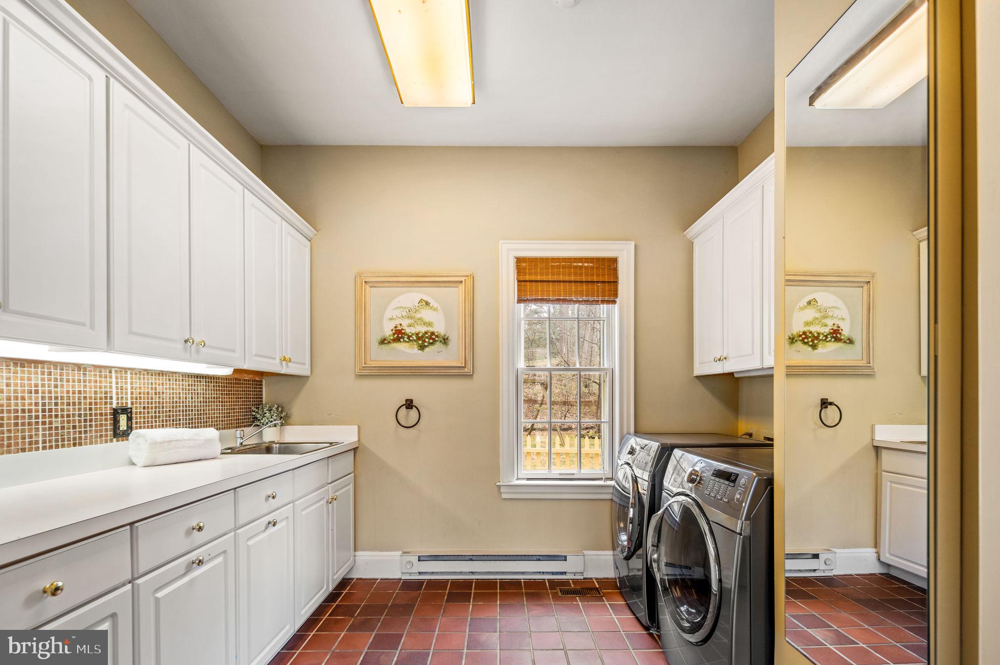 SPRINGTON POINTE - Residential