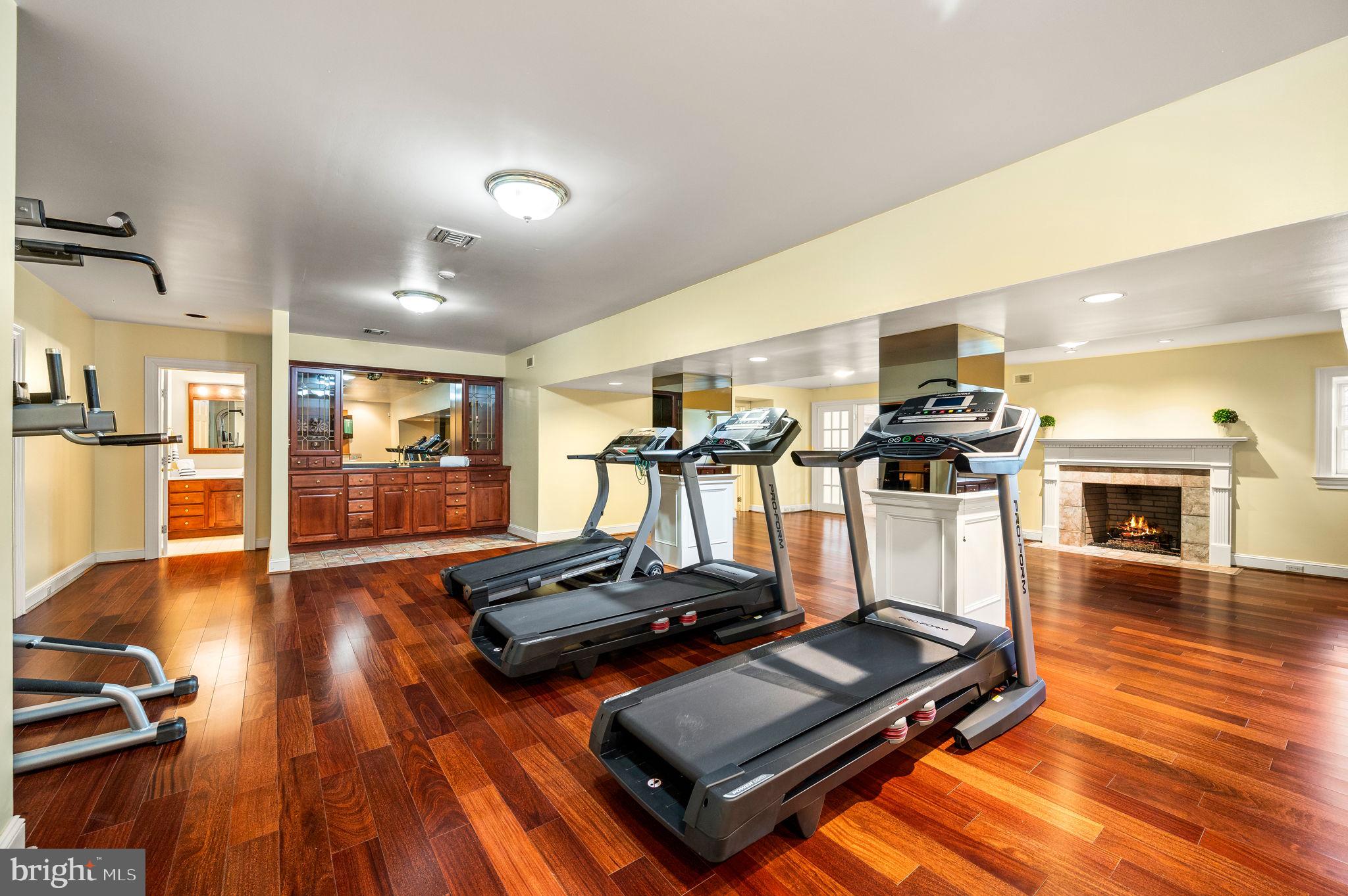 SPRINGTON POINTE - Residential