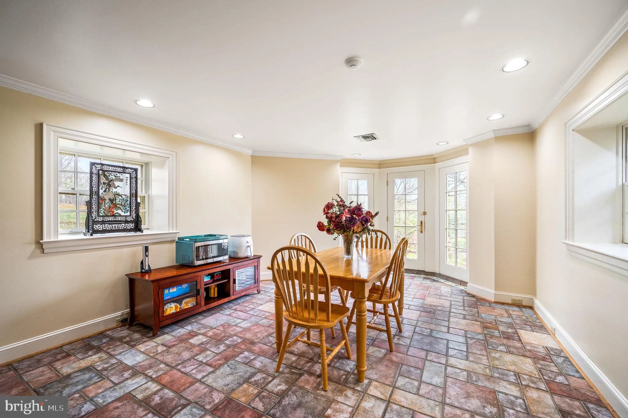 Newtown Square, Pennsylvania 19073, United States, 7 Bedrooms Bedrooms, ,9 BathroomsBathrooms,Residential,Active,210793