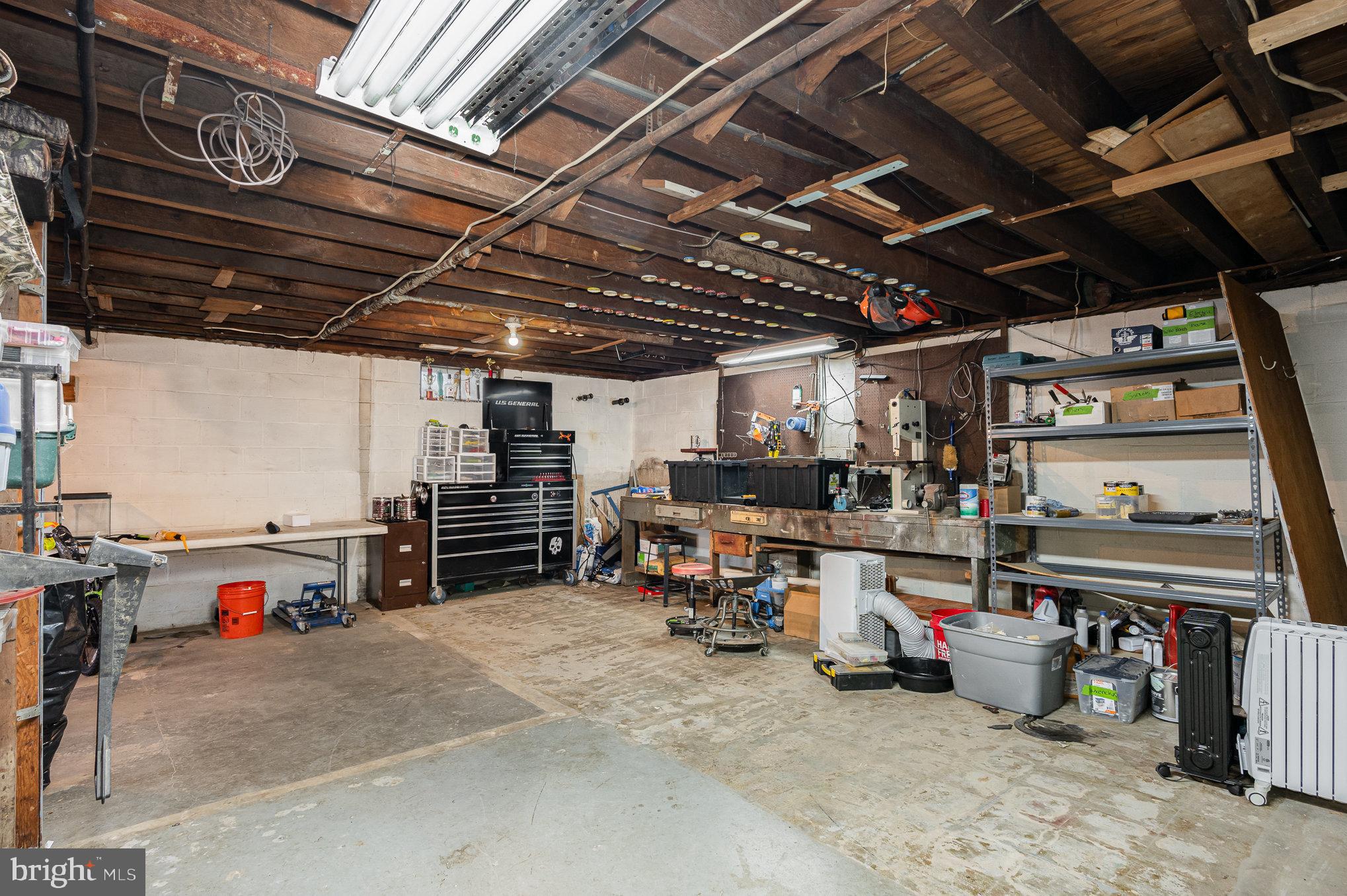 GOTHAM BUSH - Residential