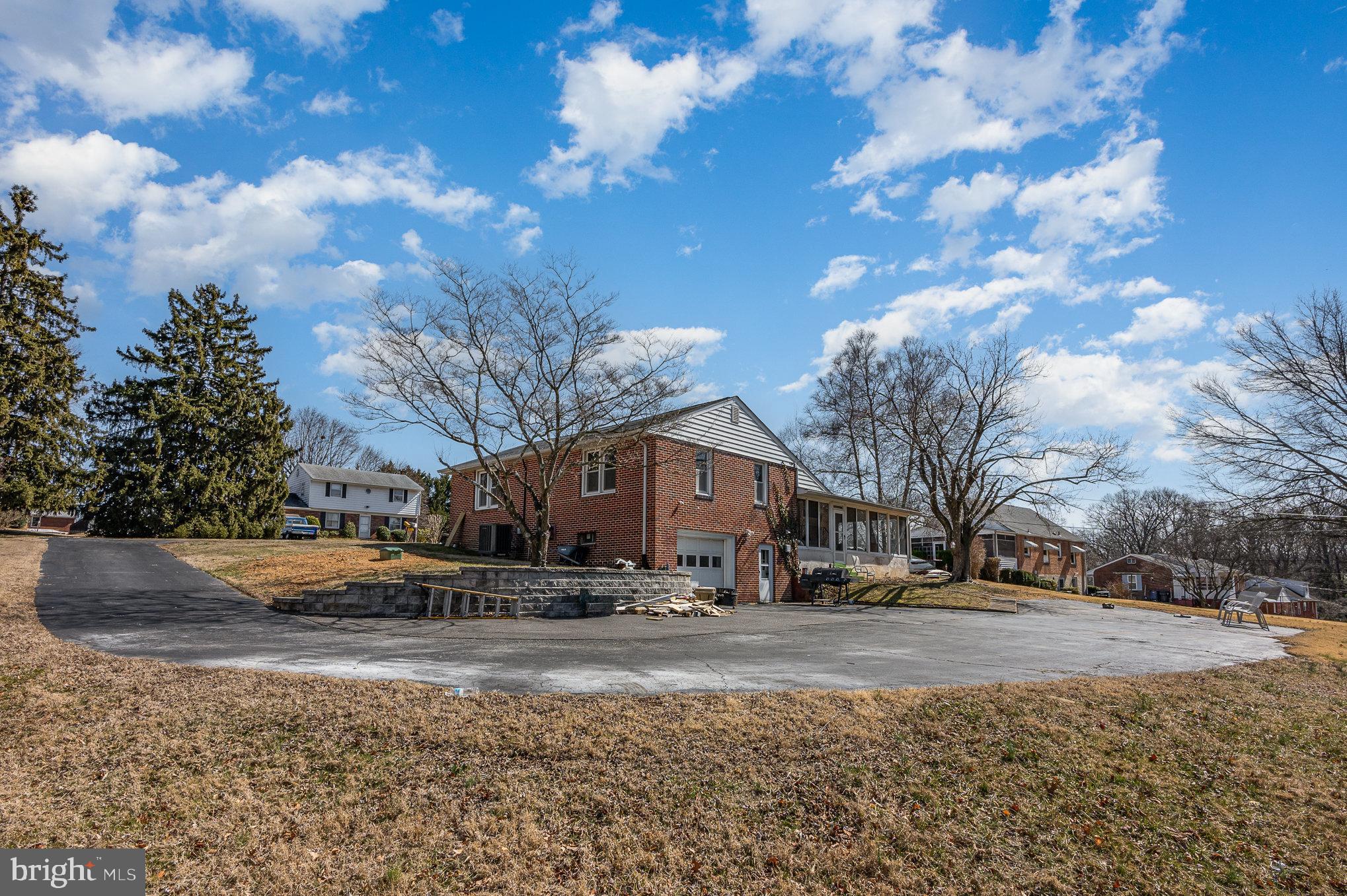 GOTHAM BUSH - Residential