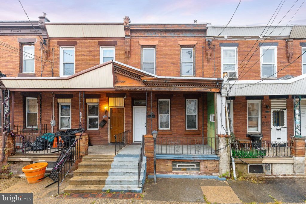 Photo of 2816 Emerald Street, PHILADELPHIA, PA 19134 (MLS # PAPH2561276)