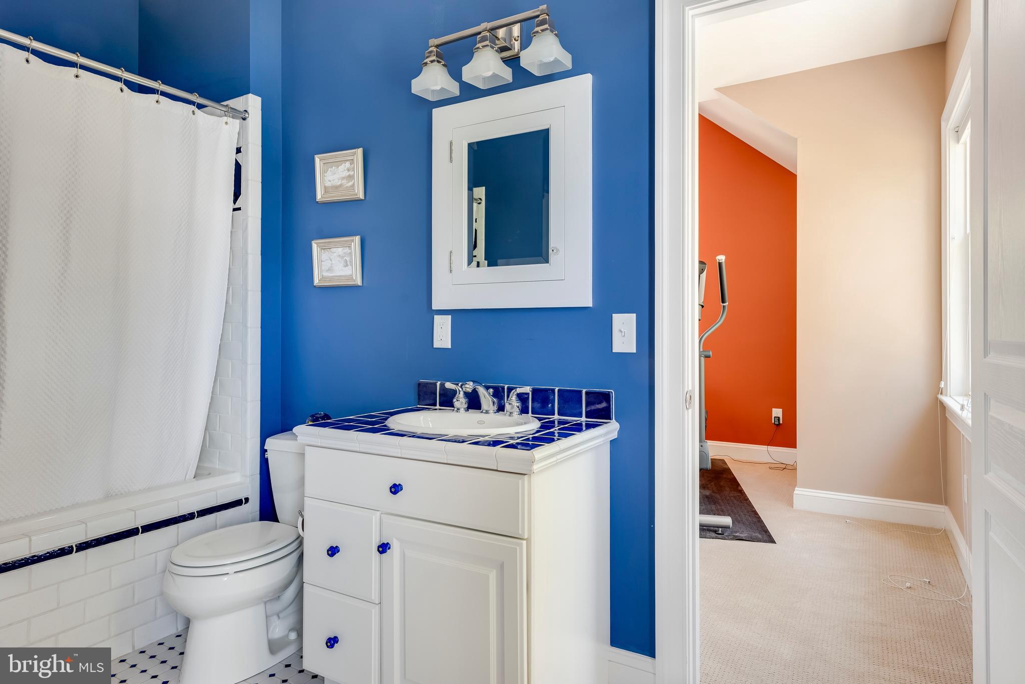 ROUND BAY - Residential