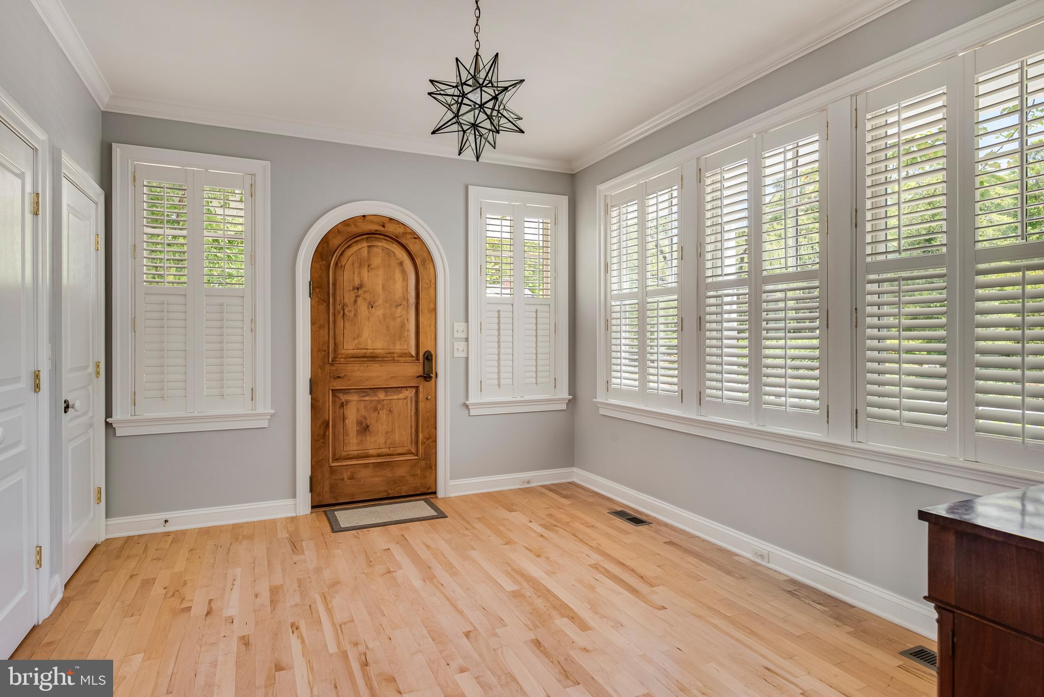 ROUND BAY - Residential