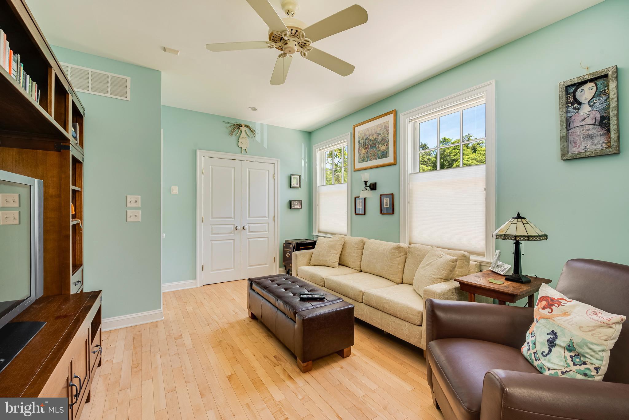 ROUND BAY - Residential