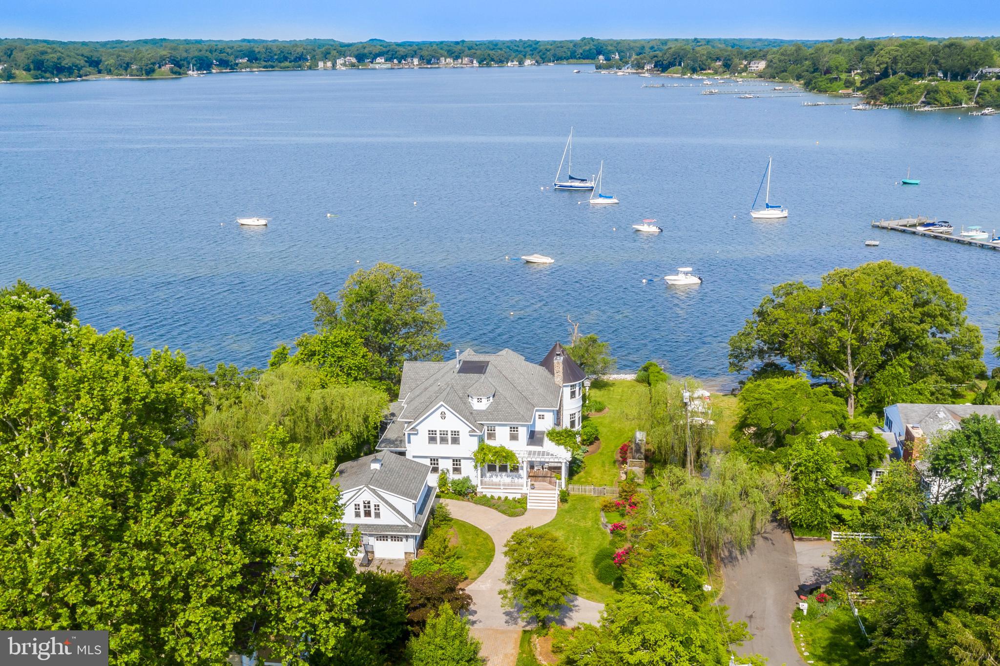 ROUND BAY - Residential